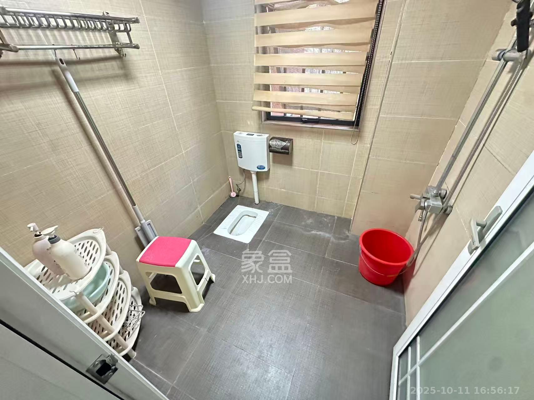 钱隆首府(福晟御园) 3室2厅1卫 2800.0元/月 钱隆首府(福晟御园) 3室2厅1卫 2800.0元/月室内图