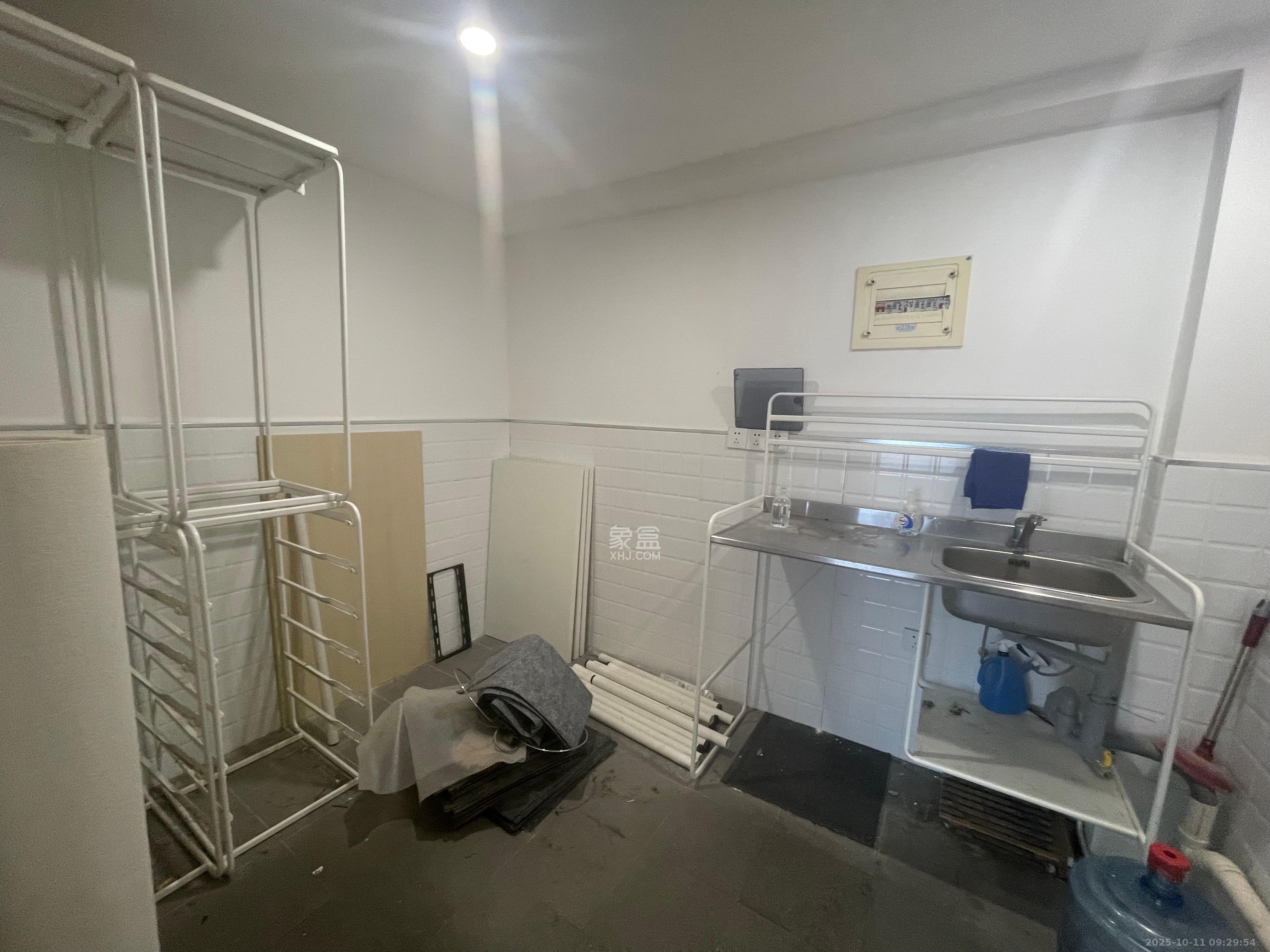 保利国际广场  1室1厅1卫    7500.0元/月室内图