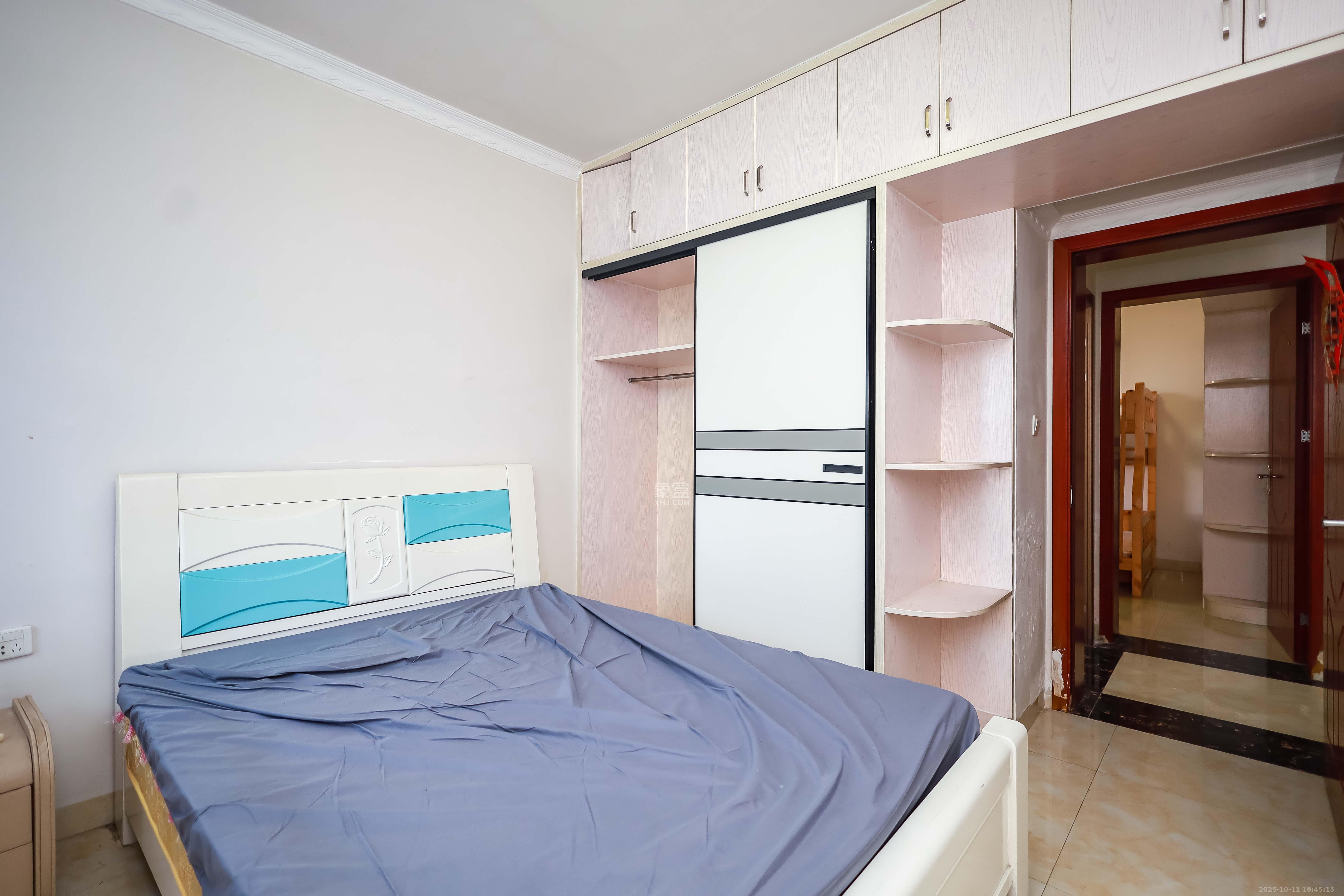 金科世界城  2室2厅1卫    63.0万卧室