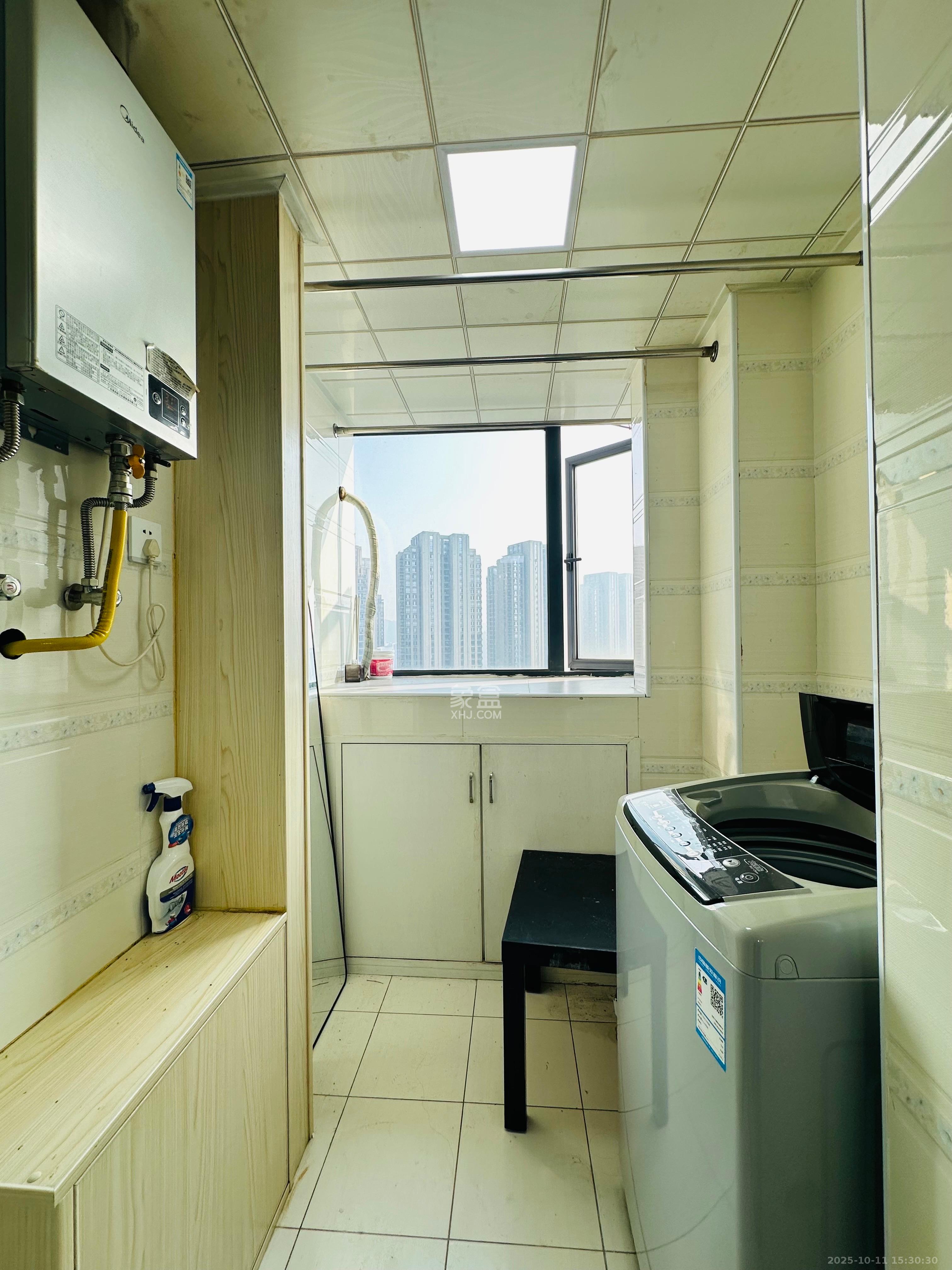 达美美立方  1室1厅1卫    2050.0元/月室内图