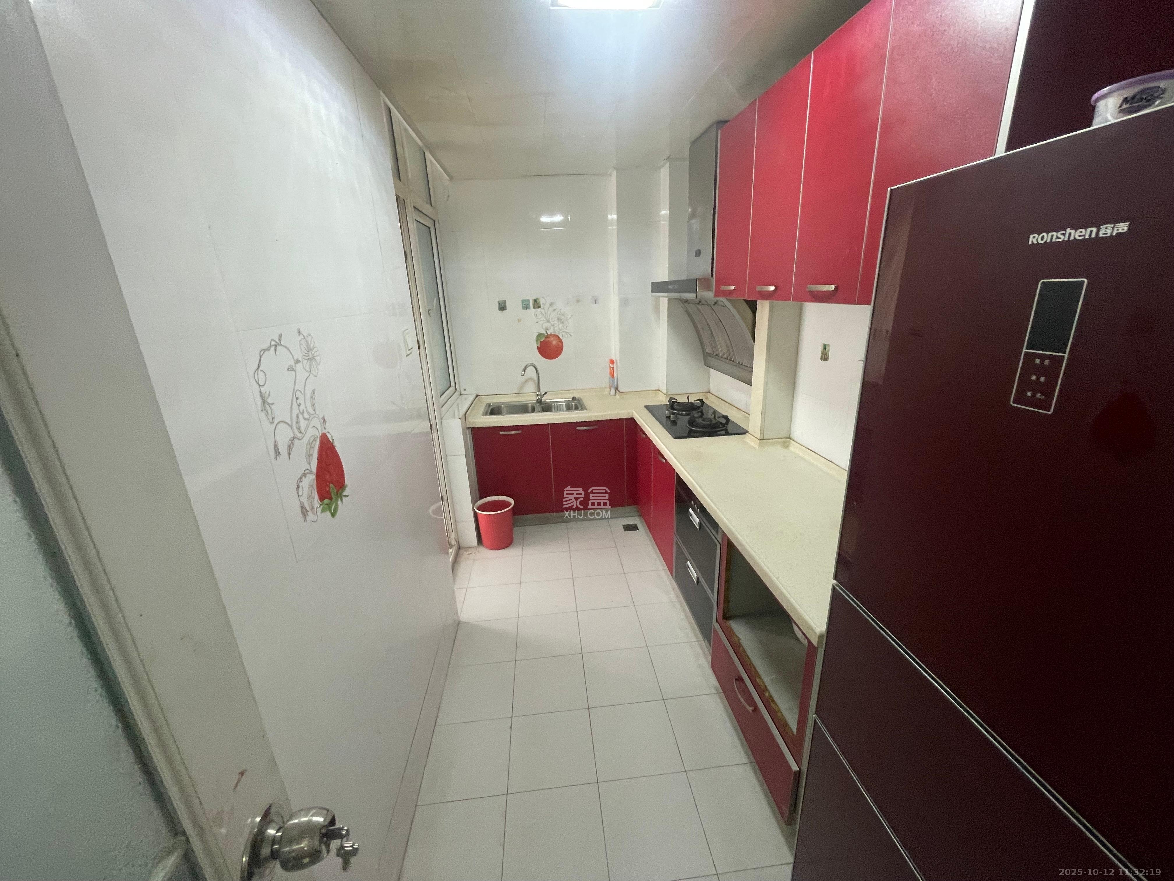 盛地春天里  2室2厅1卫    1500.0元/月 盛地春天里  2室2厅1卫    1500.0元/月室内图