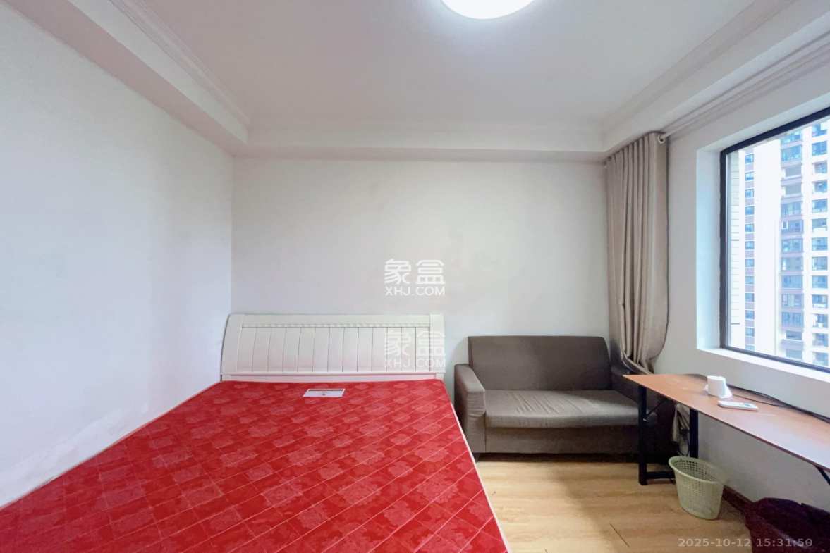 保利西海岸A区 1室1厅1卫 1500.0元/月 保利西海岸A区 1室1厅1卫 1500.0元/月室内图