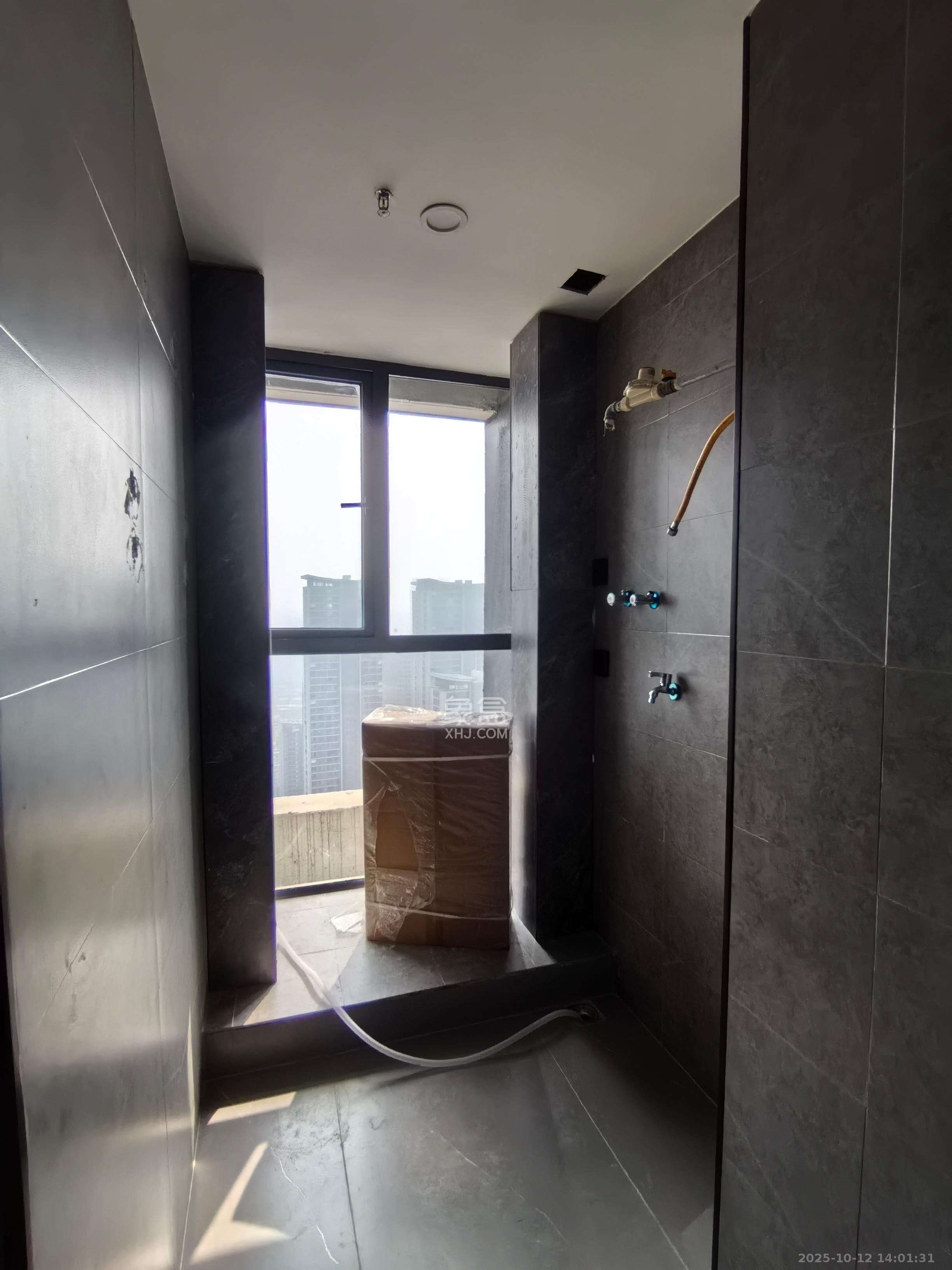 天健城  1室0厅1卫    2200.0元/月 天健城  1室0厅1卫    2200.0元/月室内图