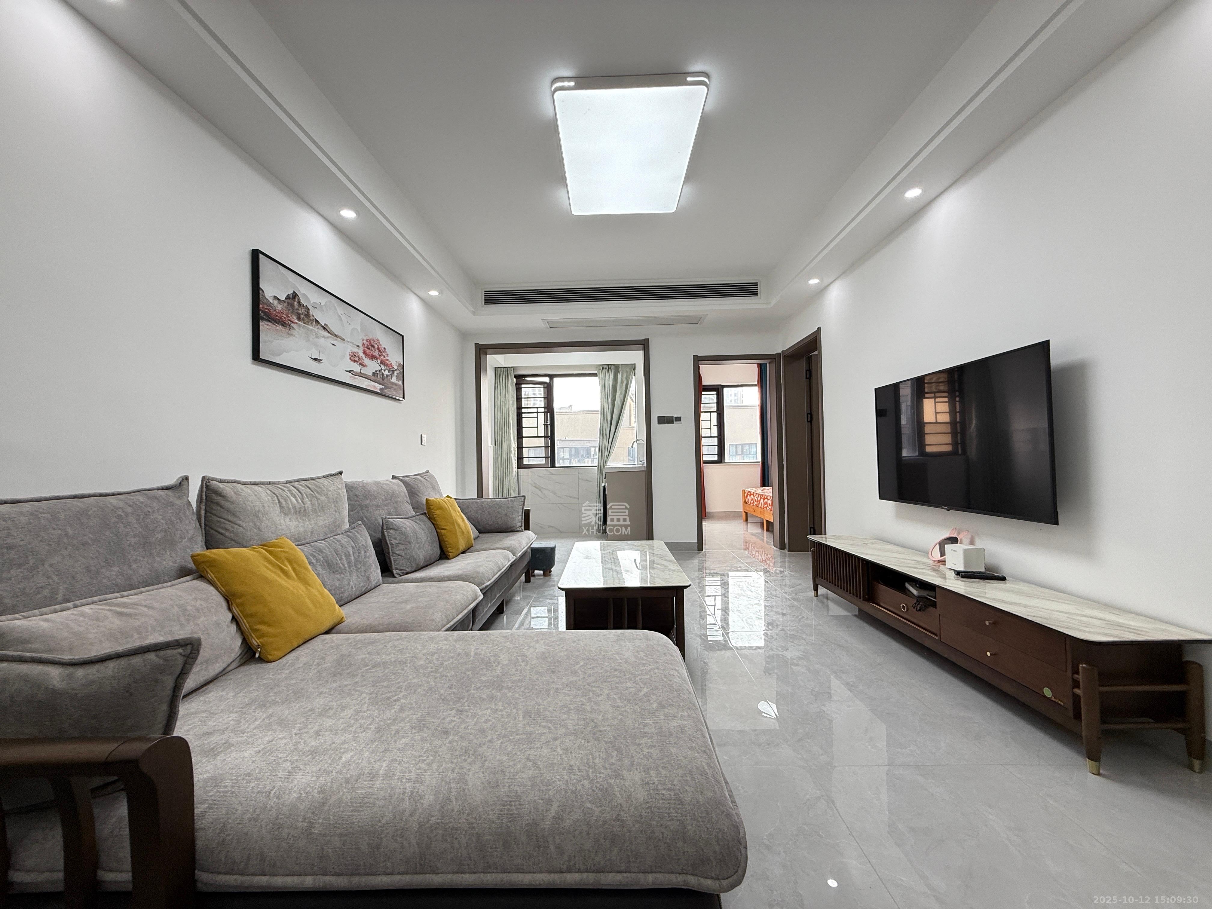 勤诚达境界城  3室2厅1卫    2200.0元/月 勤诚达境界城  3室2厅1卫    2200.0元/月室内图