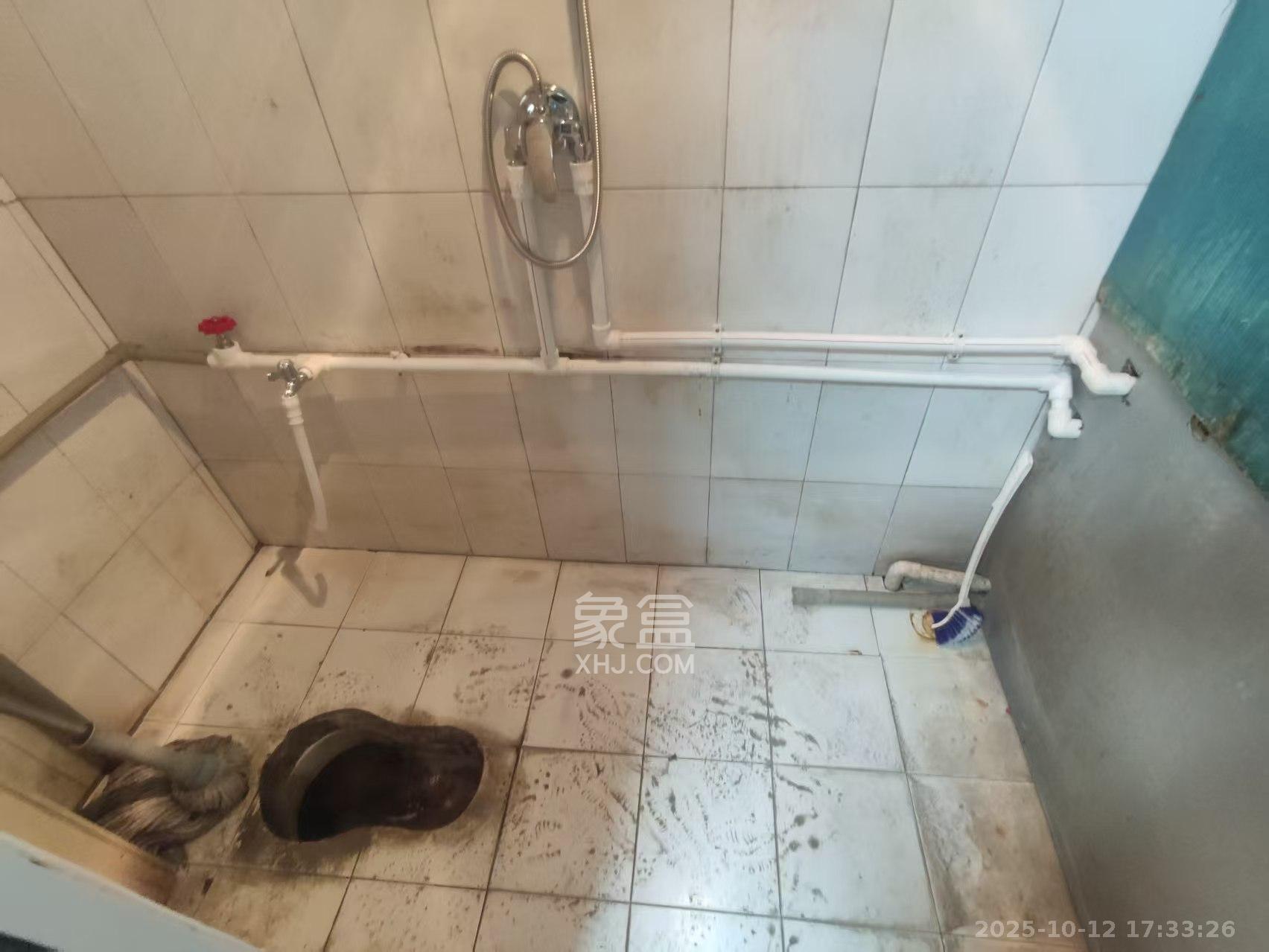 市直属机关宿舍  3室2厅1卫    1500.0元/月室内图