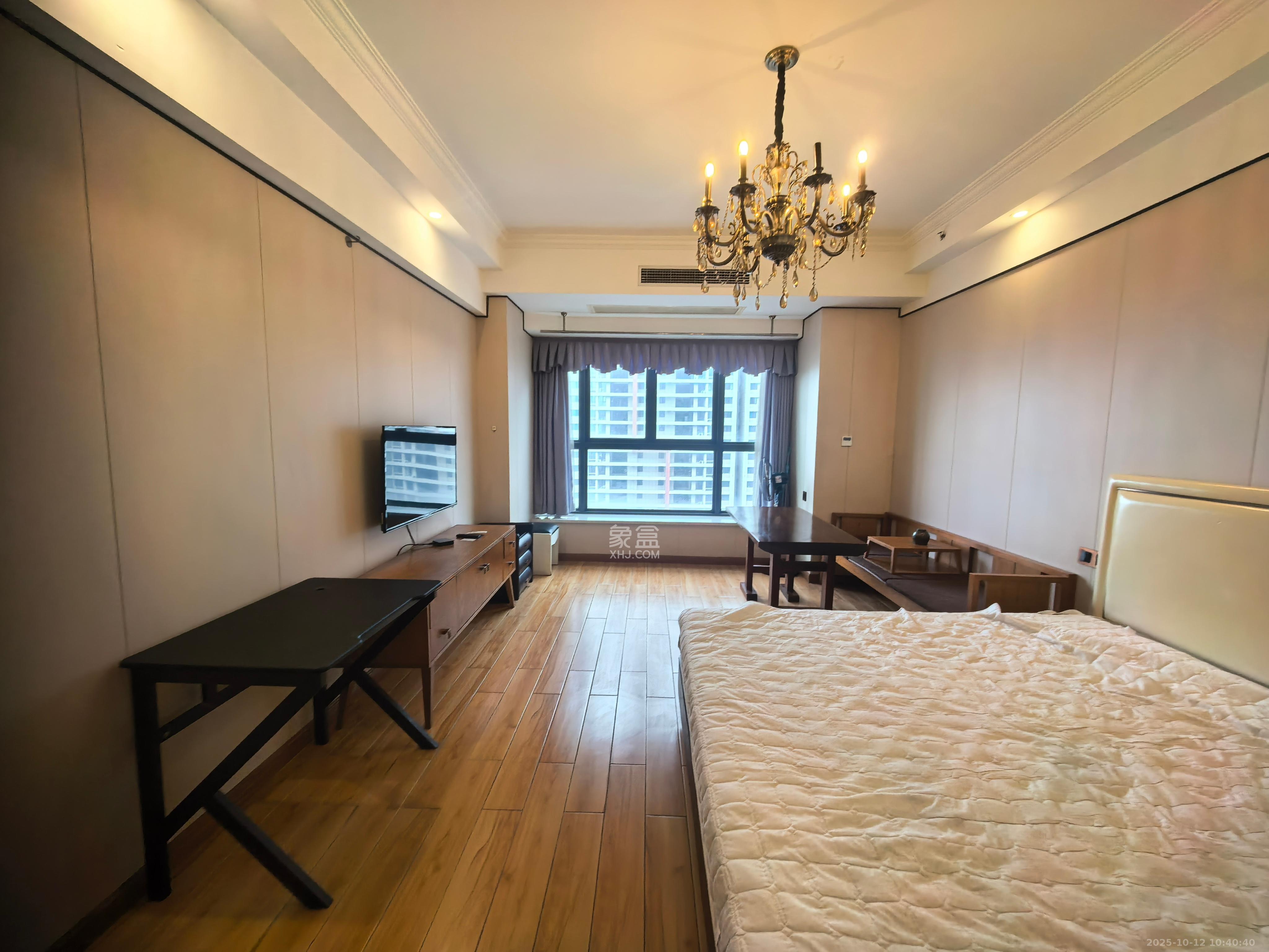 方略城市广场  1室1厅1卫    1600.0元/月 方略城市广场  1室1厅1卫    1600.0元/月