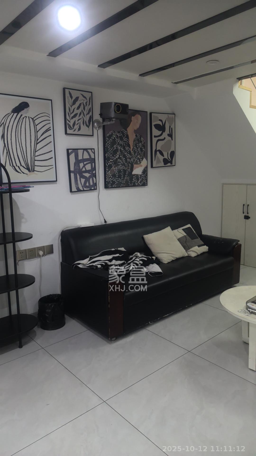 华润置地广场二期  1室1厅1卫    1500.0元/月室内图