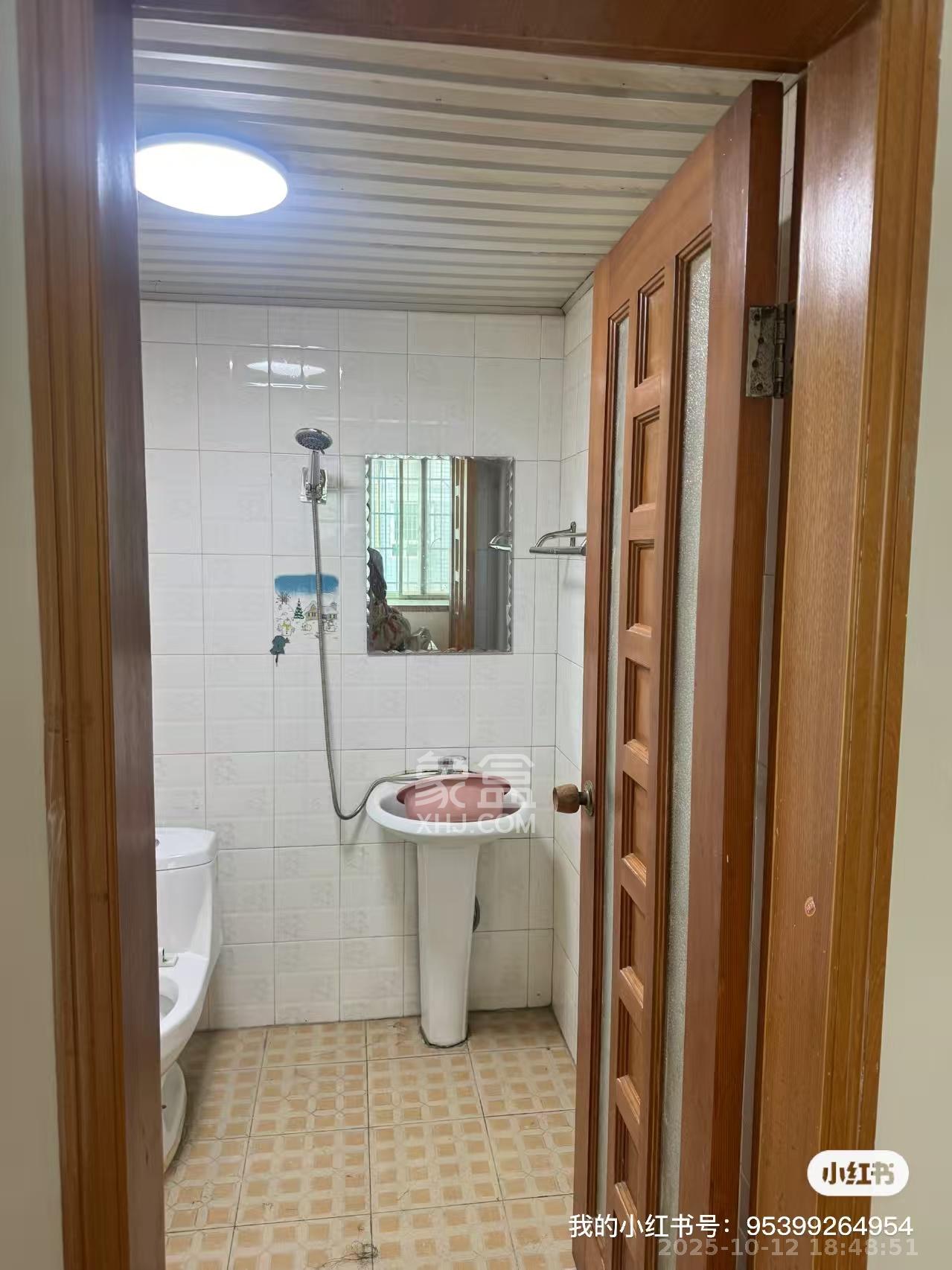 五一新村安置小区（永定社区、永兴社区、永祥社区）  3室2厅2卫    2200.0元/月室内图