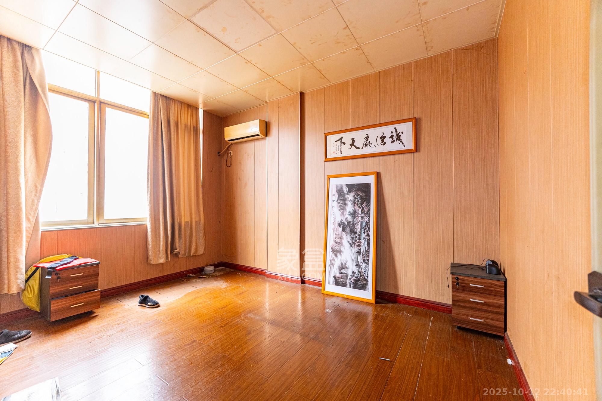 星沙汽配城（大塘村农机市场）  1室1厅1卫    112.0万卧室