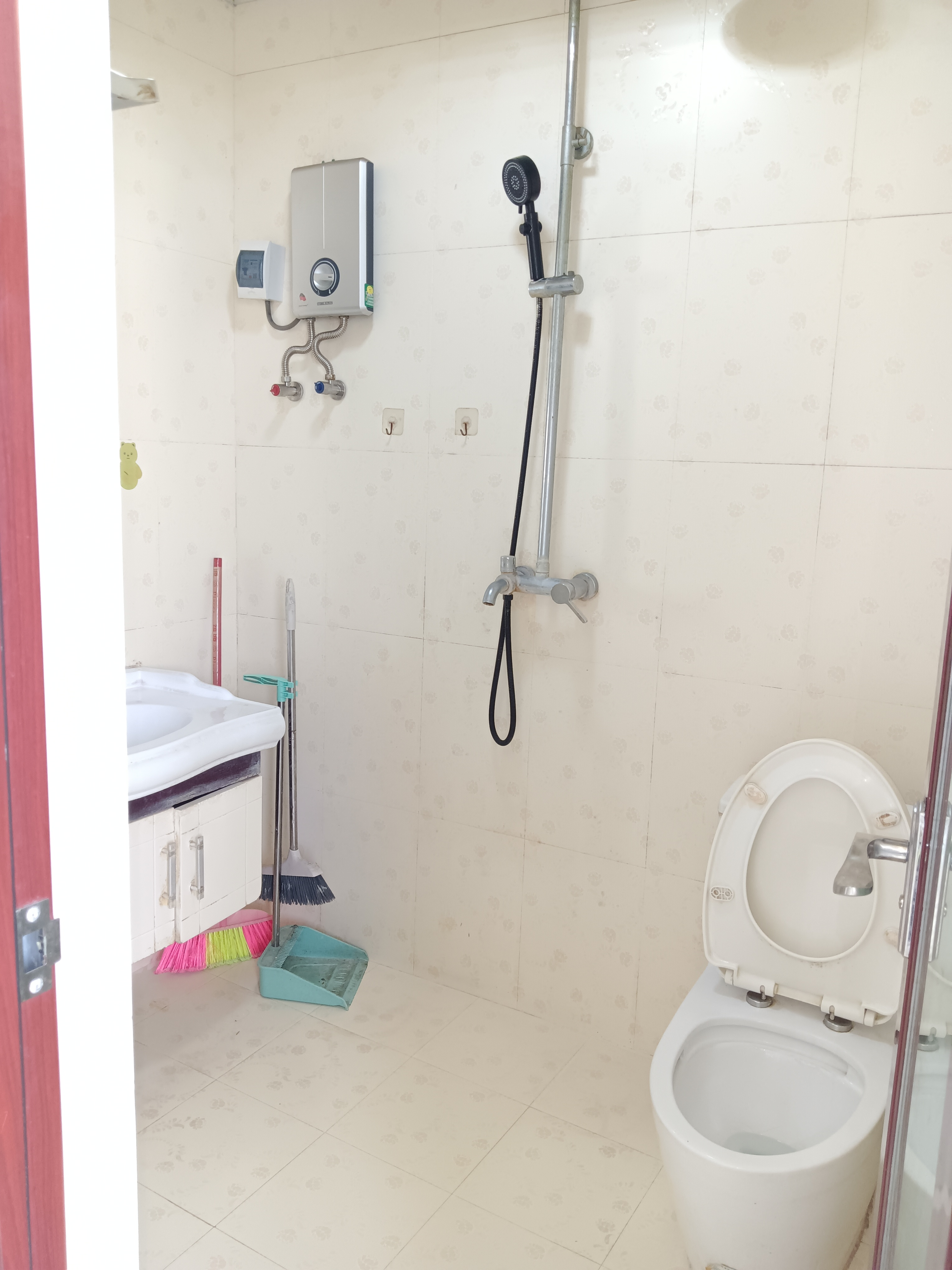 金侨大厦 2室1厅1卫 2200.0元/月 金侨大厦 2室1厅1卫 2200.0元/月室内图