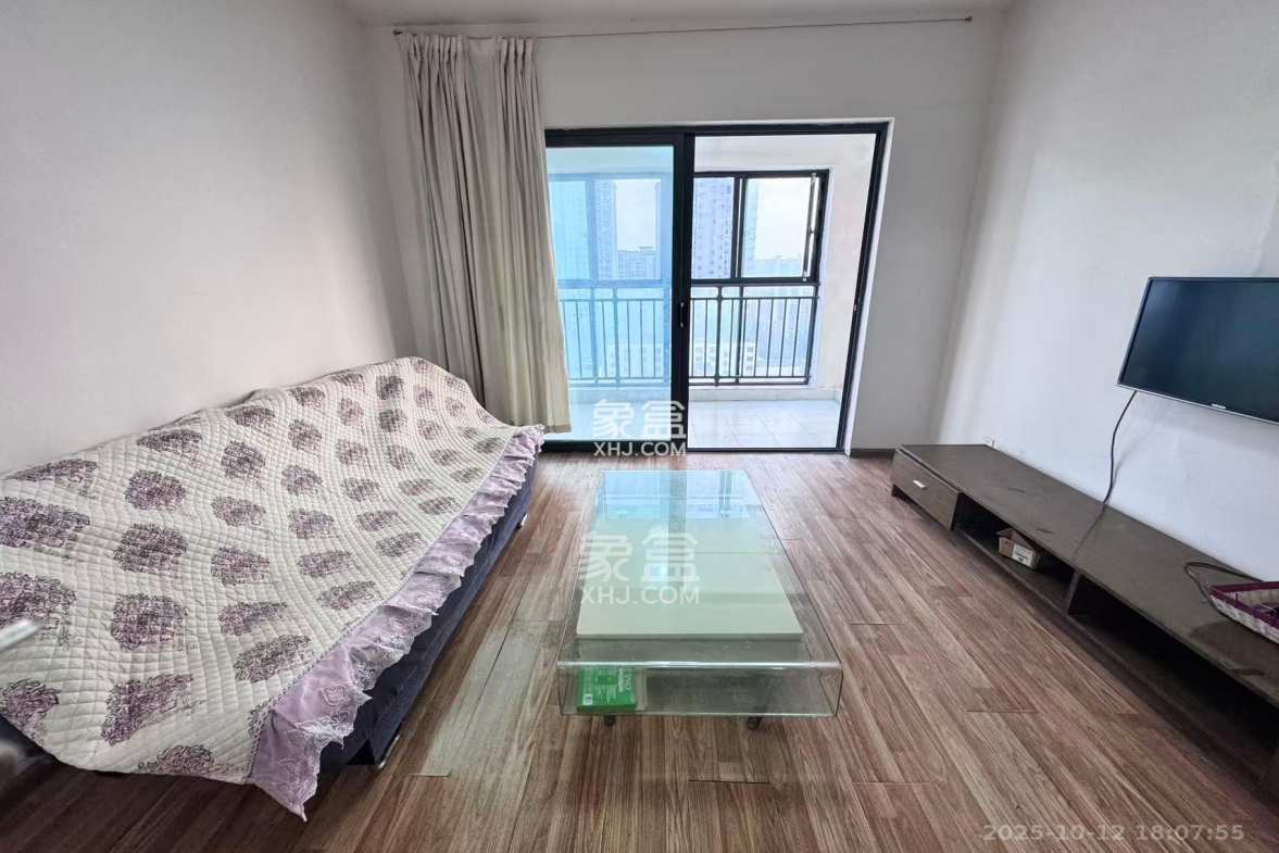 兴隆景苑 2室2厅1卫 1700.0元/月 兴隆景苑 2室2厅1卫 1700.0元/月室内图