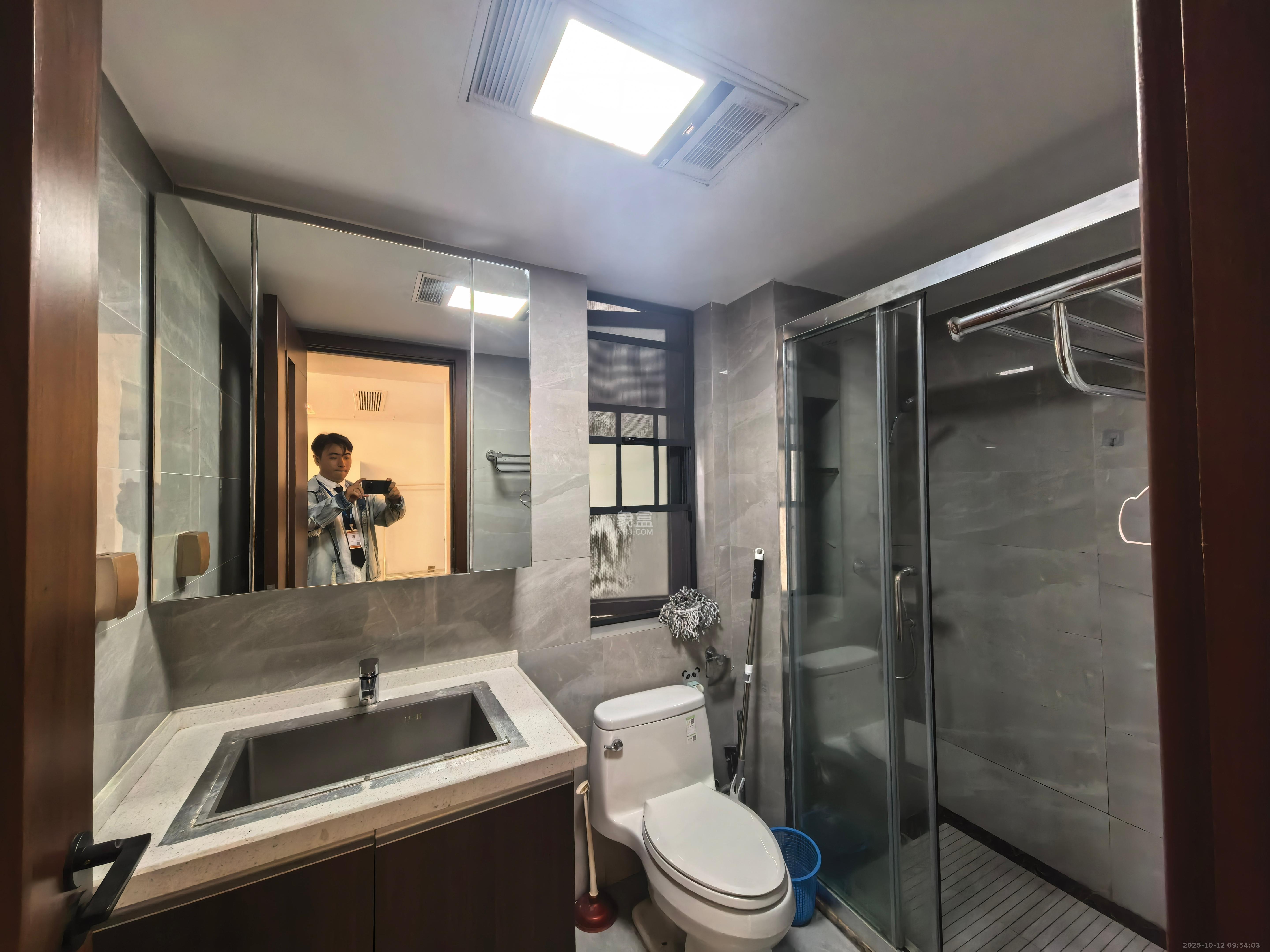 绿地长沙城际空间站(绿地新里佳苑) 3室2厅2卫 3200.0元/月 绿地长沙城际空间站(绿地新里佳苑) 3室2厅2卫 3200.0元/月室内图