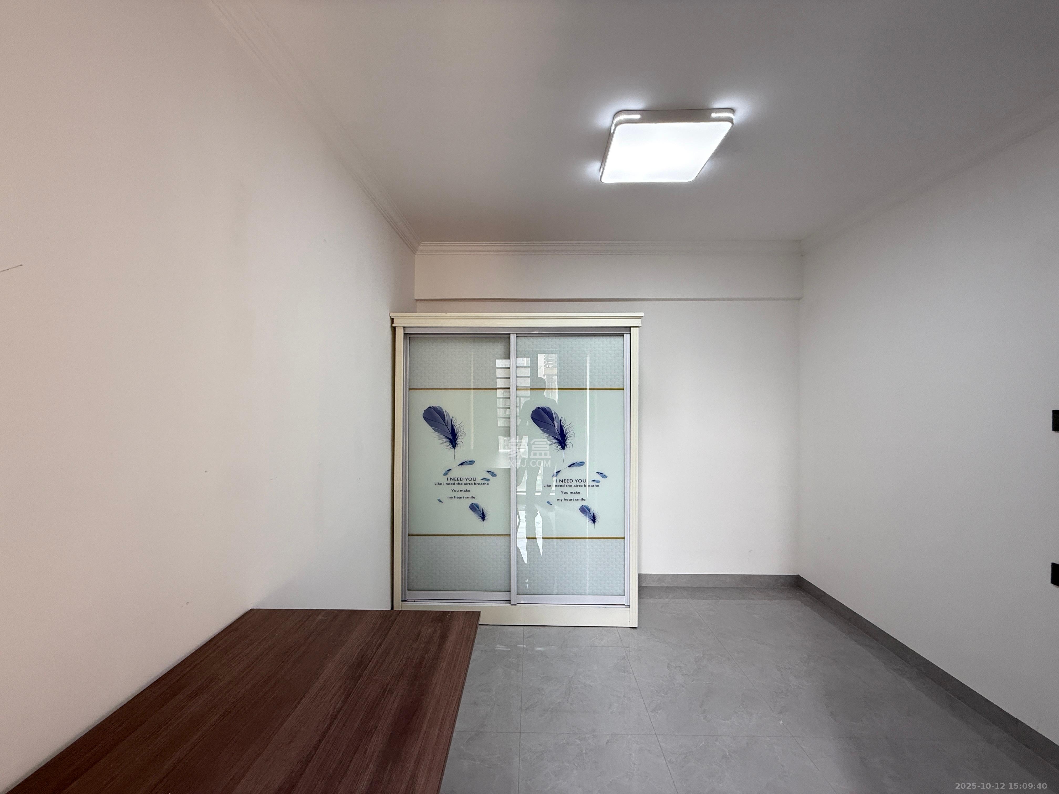 勤诚达境界城  3室2厅1卫    2200.0元/月室内图