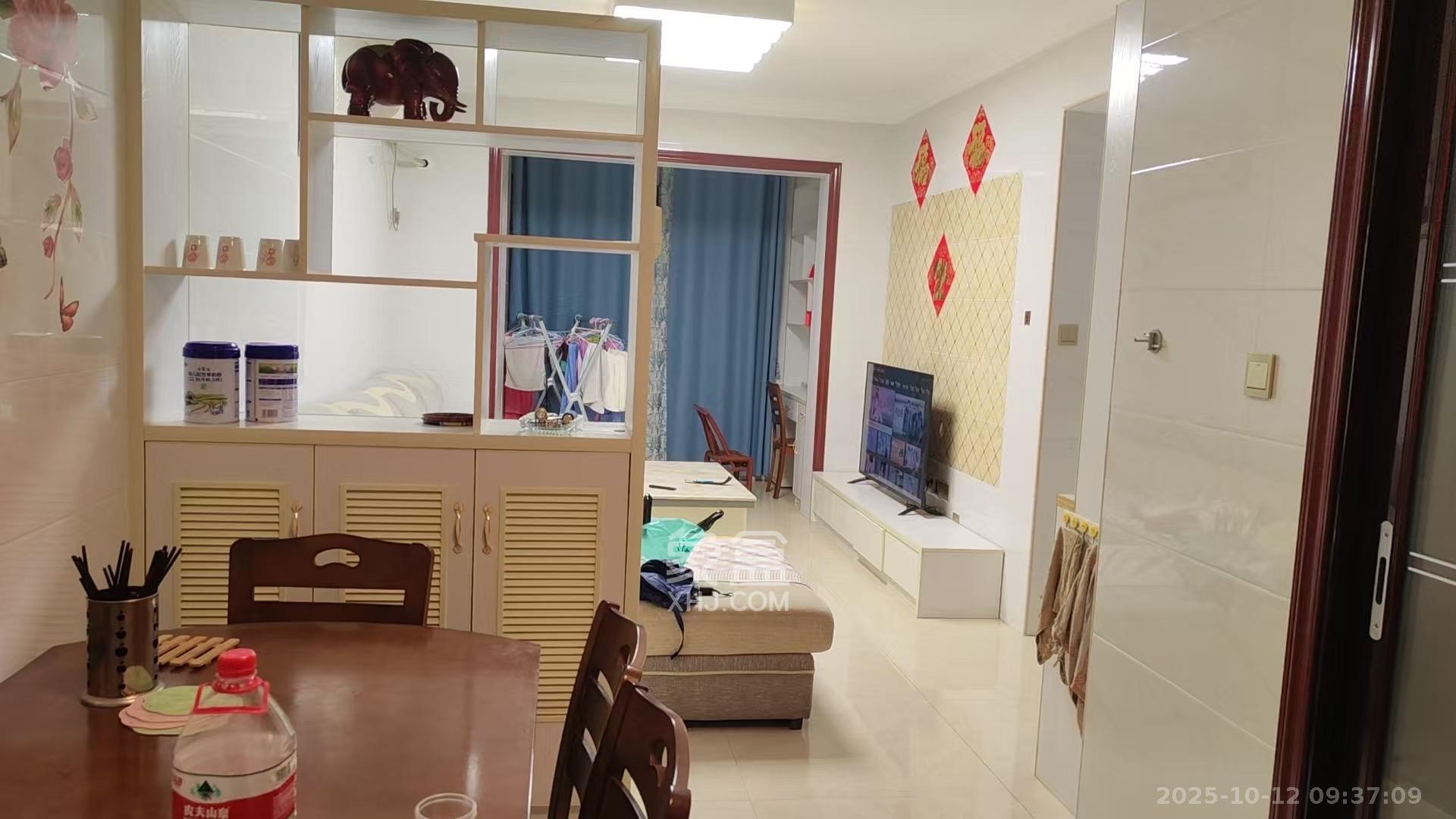 MOMA当代广场  3室2厅1卫    2000.0元/月 MOMA当代广场  3室2厅1卫    2000.0元/月室内图