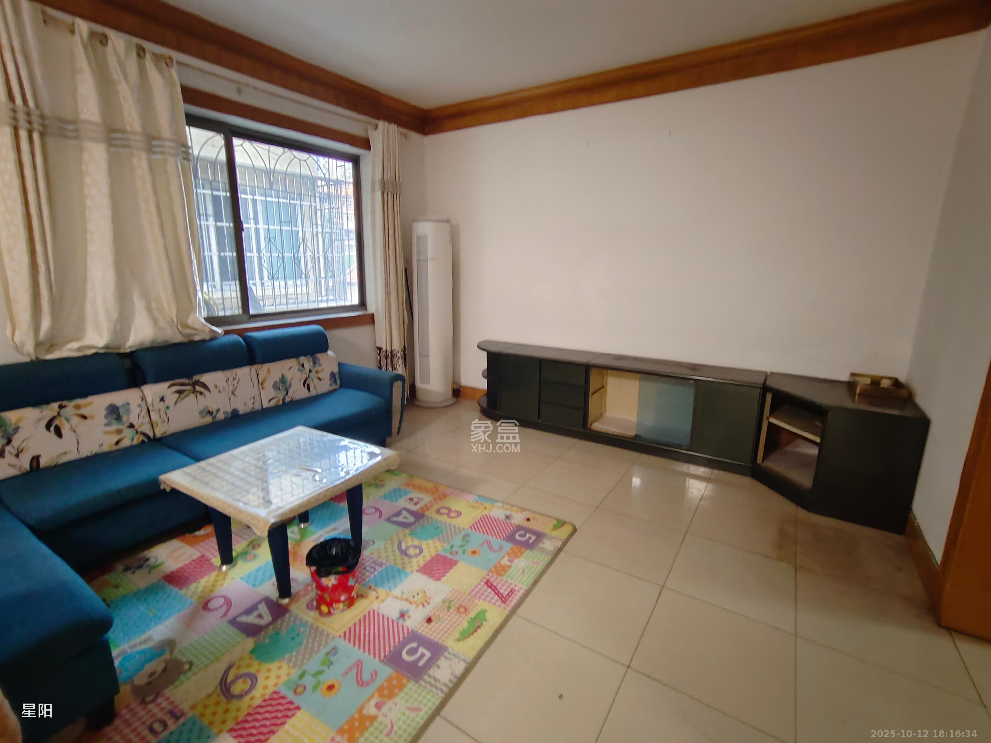 省卫生厅宿舍  3室2厅1卫    2700.0元/月室内图