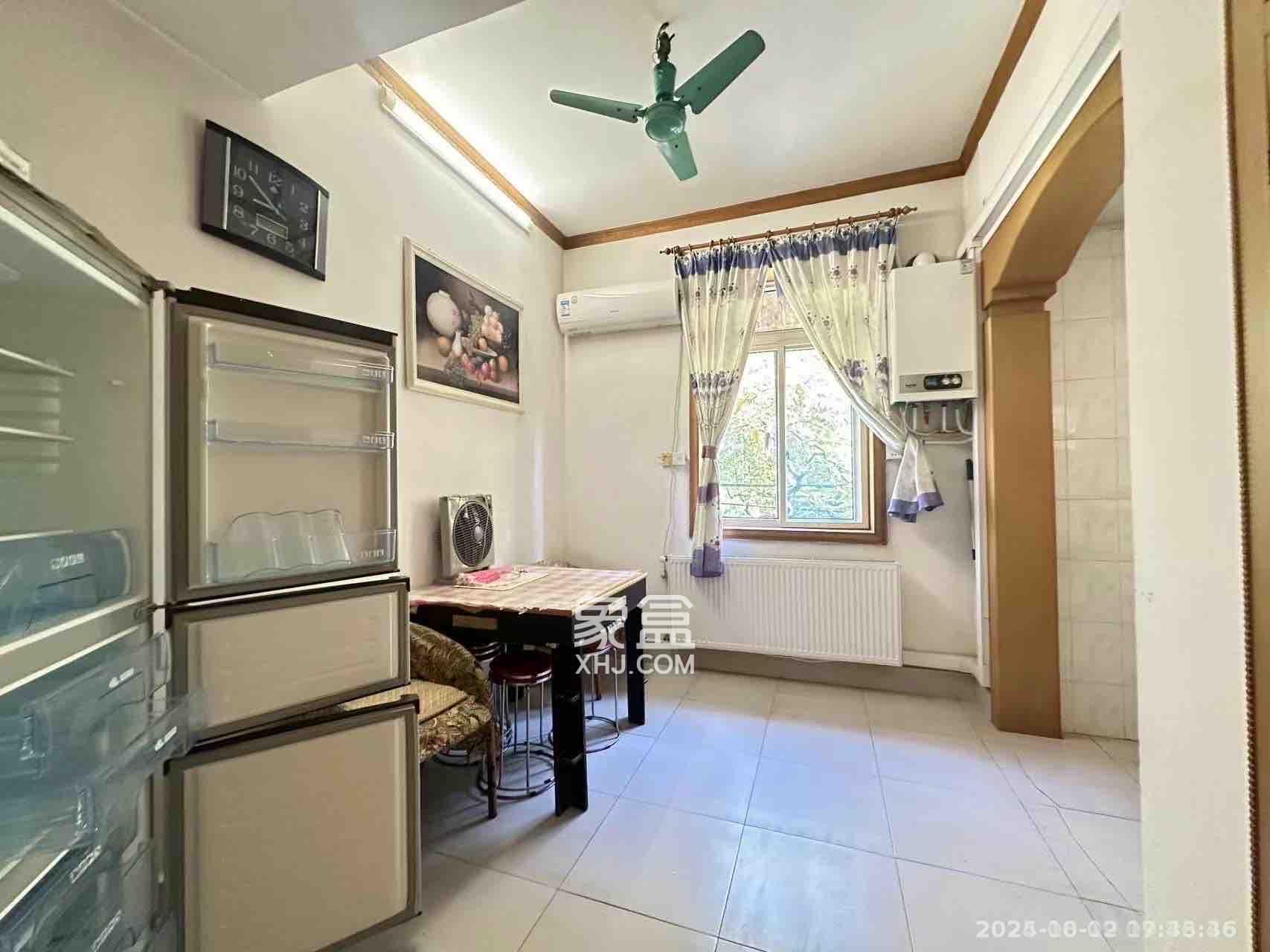 湘雅医院职工宿舍南院  2室2厅1卫    2600.0元/月 湘雅医院职工宿舍南院  2室2厅1卫    2600.0元/月室内图