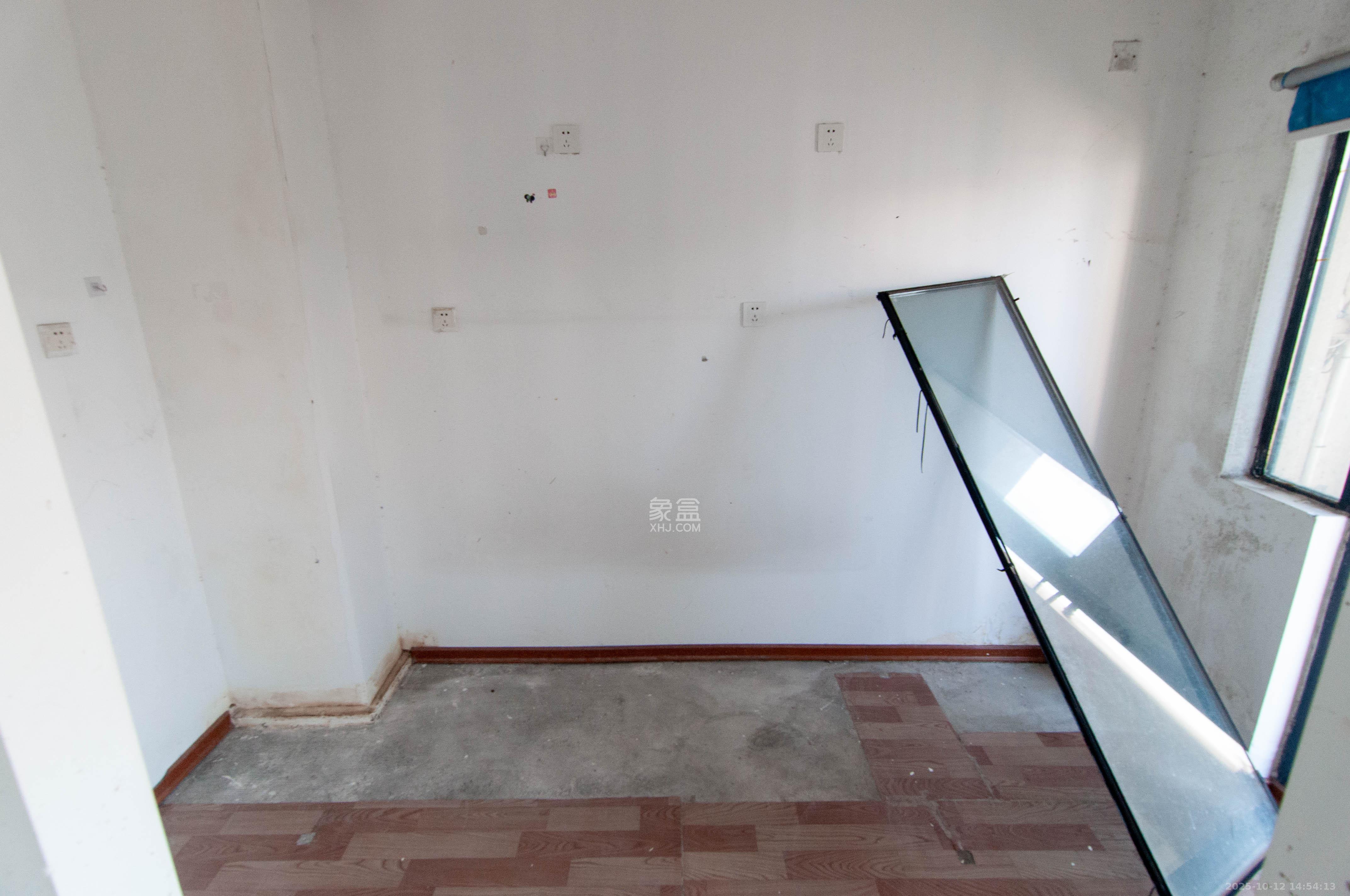 中海梅溪湖壹号 3室2厅2卫 169.0万 中海梅溪湖壹号 3室2厅2卫 169.0万其他