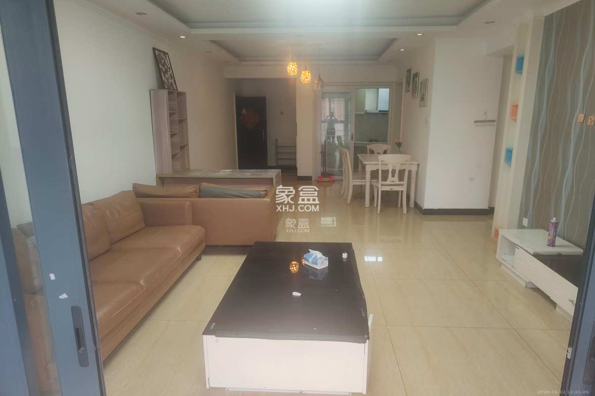 蓝山郡 2室2厅1卫 1900.0元/月 蓝山郡 2室2厅1卫 1900.0元/月室内图