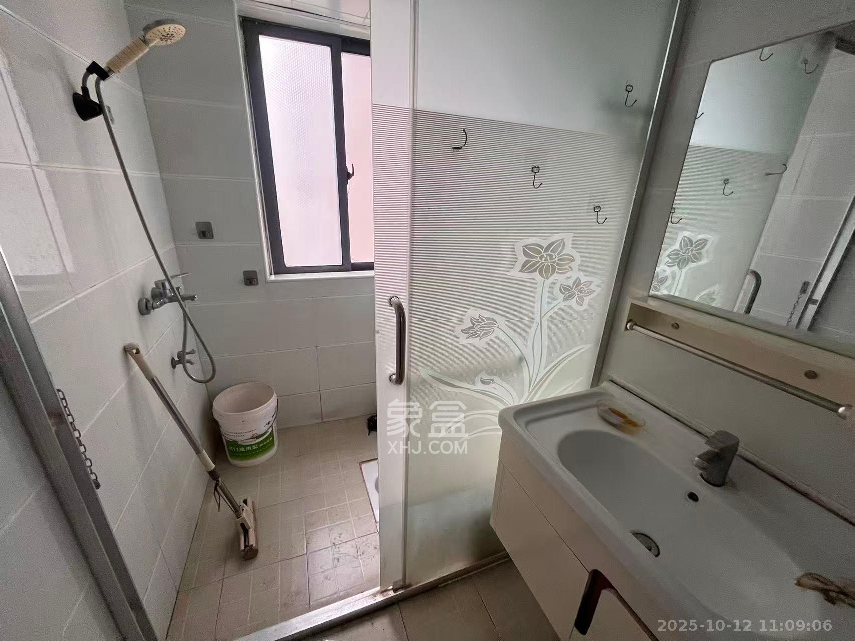 碧桂园南城首府（东宸林海）  3室2厅1卫    1800.0元/月室内图