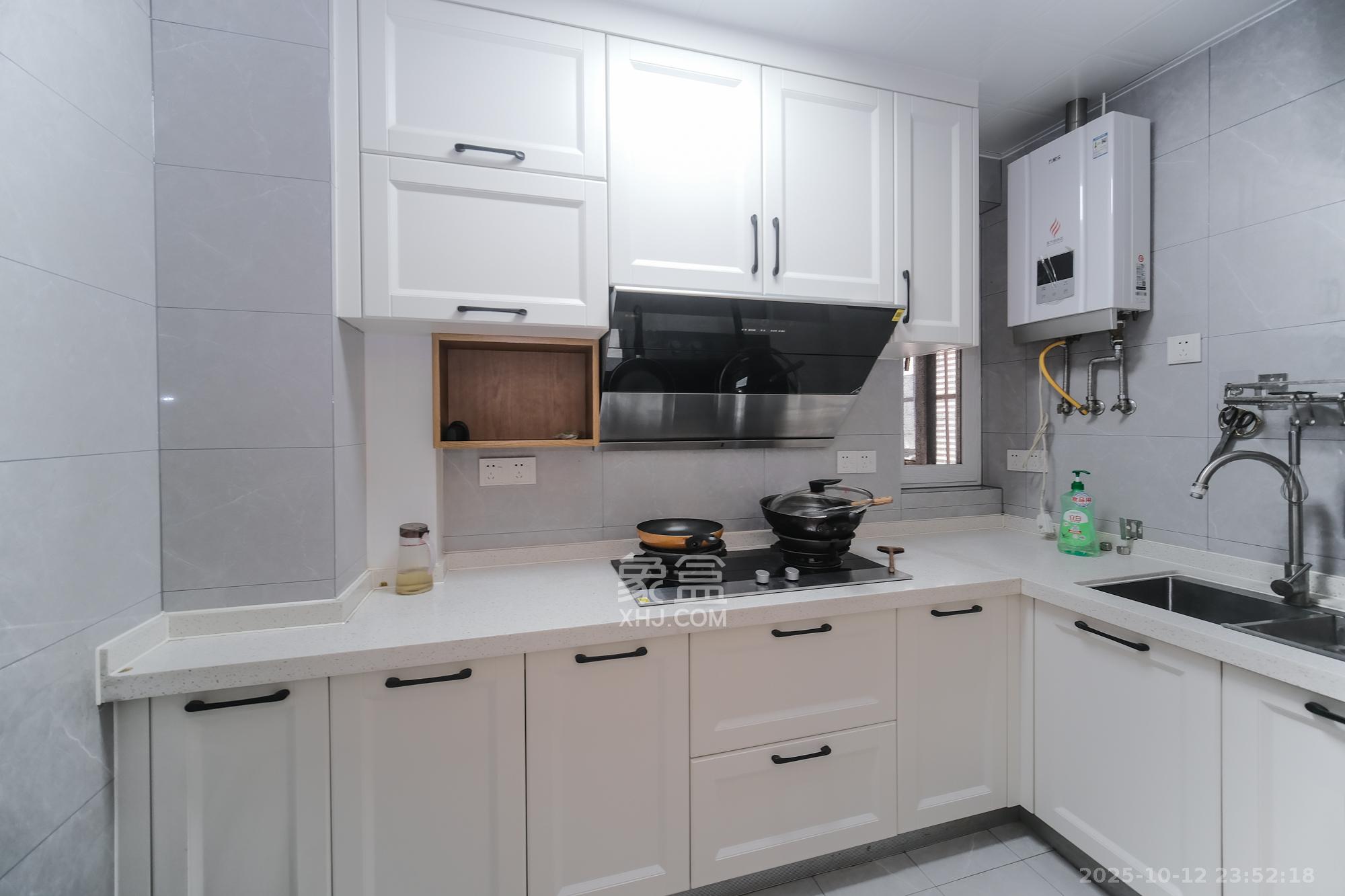 盛地尊域 1室2厅1卫 110.0万 盛地尊域 1室2厅1卫 110.0万厨房