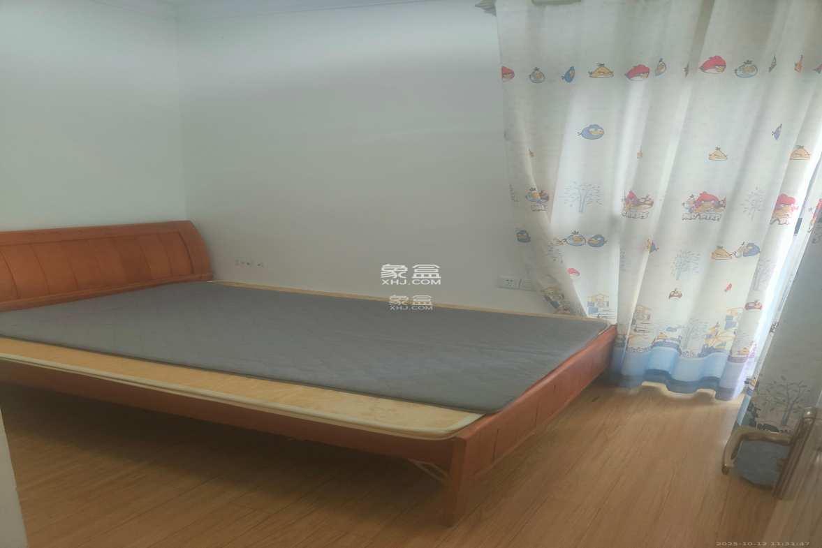 蓝山郡 2室2厅1卫 1900.0元/月 蓝山郡 2室2厅1卫 1900.0元/月室内图