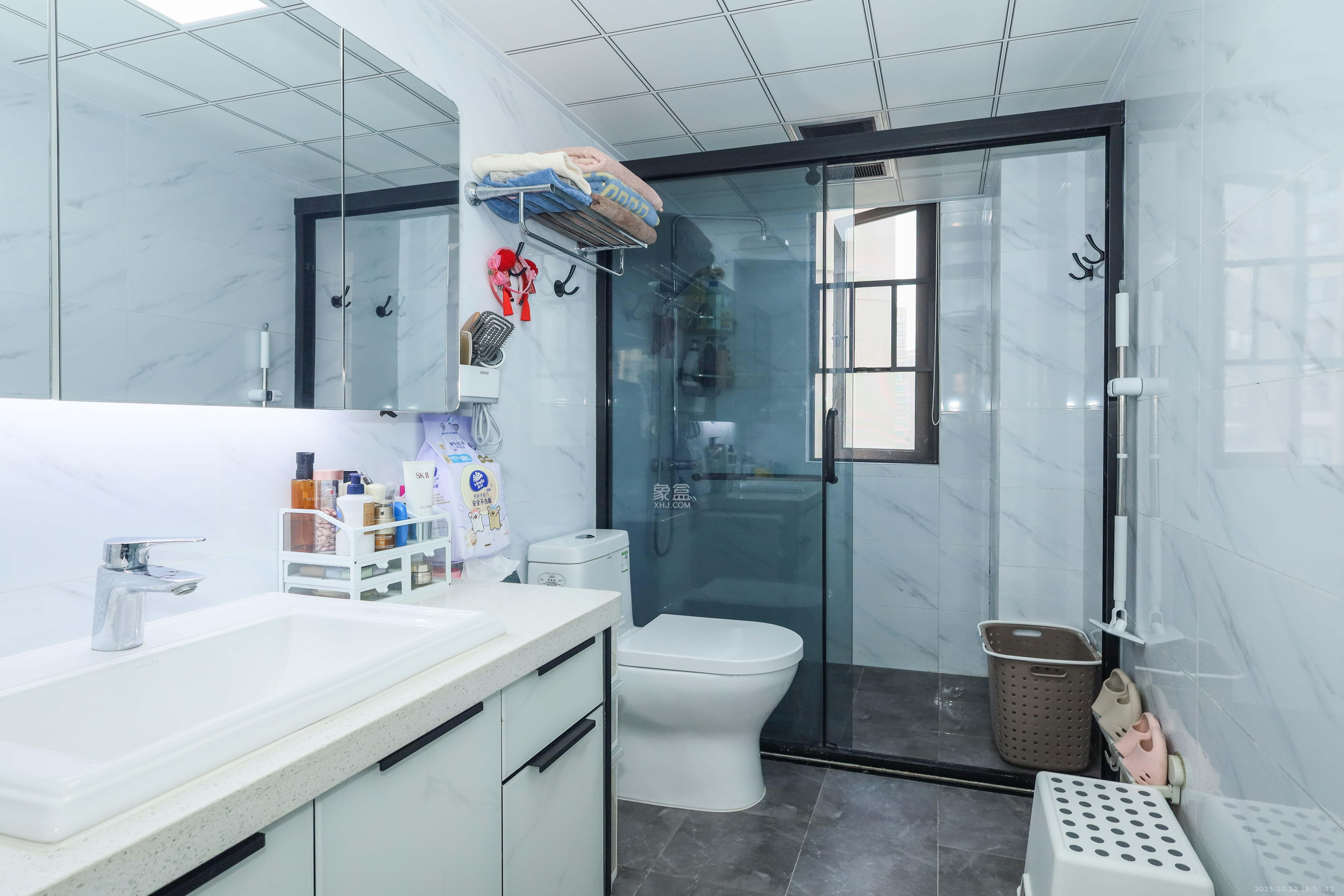 梅溪湖合能璞丽  3室2厅2卫    125.0万卫生间