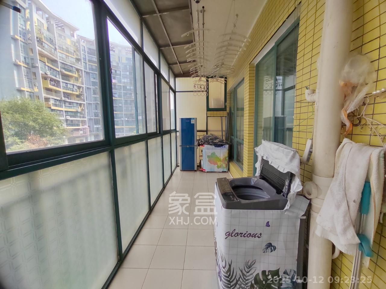 望兴景园一期 3室2厅1卫 2300.0元/月 望兴景园一期 3室2厅1卫 2300.0元/月室内图