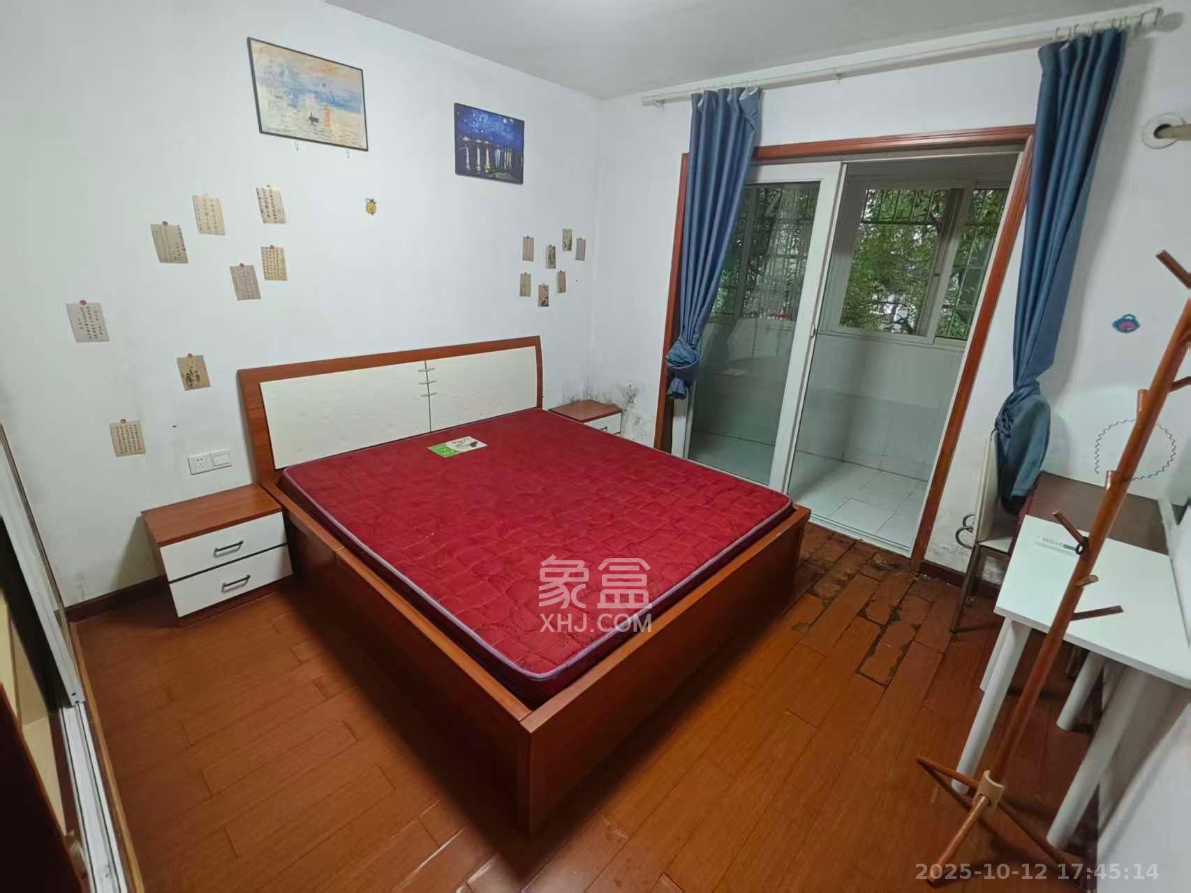 玛依拉山庄  2室2厅1卫    2100.0元/月室内图