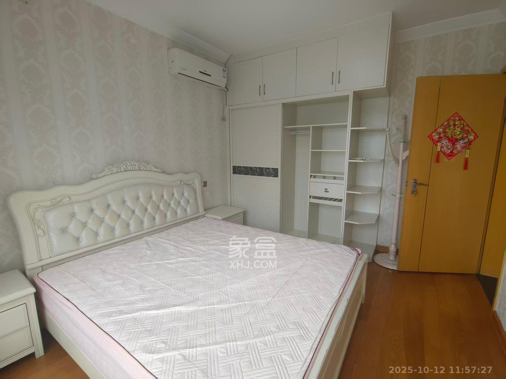 中海国际四期  3室2厅1卫    2000.0元/月 中海国际四期  3室2厅1卫    2000.0元/月室内图