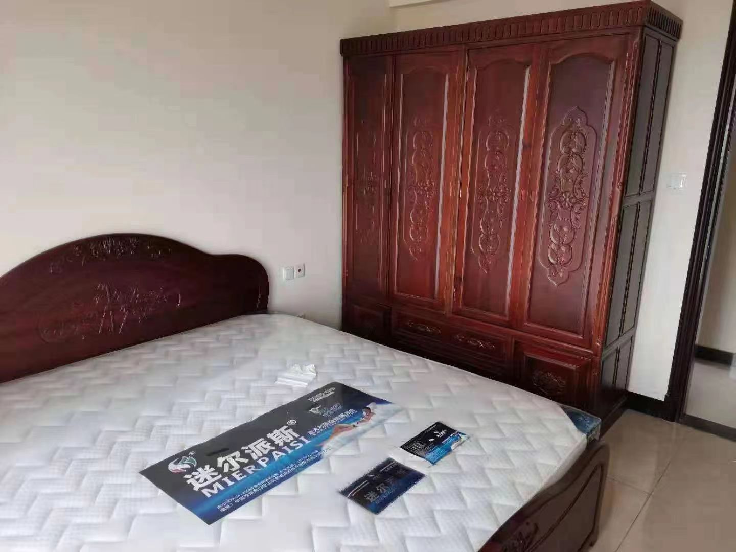 恒大海口文化旅游城 3室2厅1卫 2200.0元/月 恒大海口文化旅游城 3室2厅1卫 2200.0元/月室内图