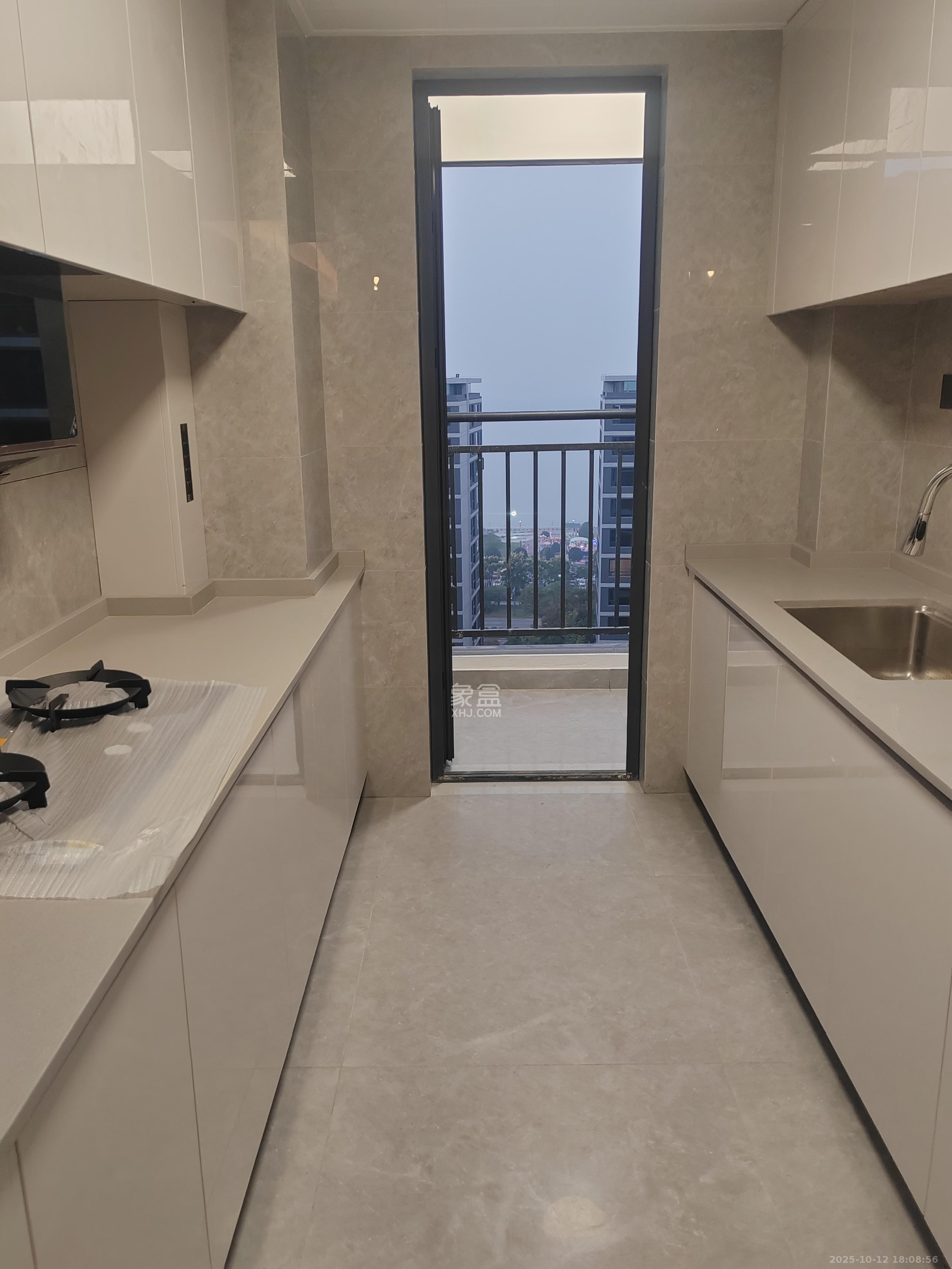 万科松湖天地  4室2厅2卫    5000.0元/月 万科松湖天地  4室2厅2卫    5000.0元/月室内图