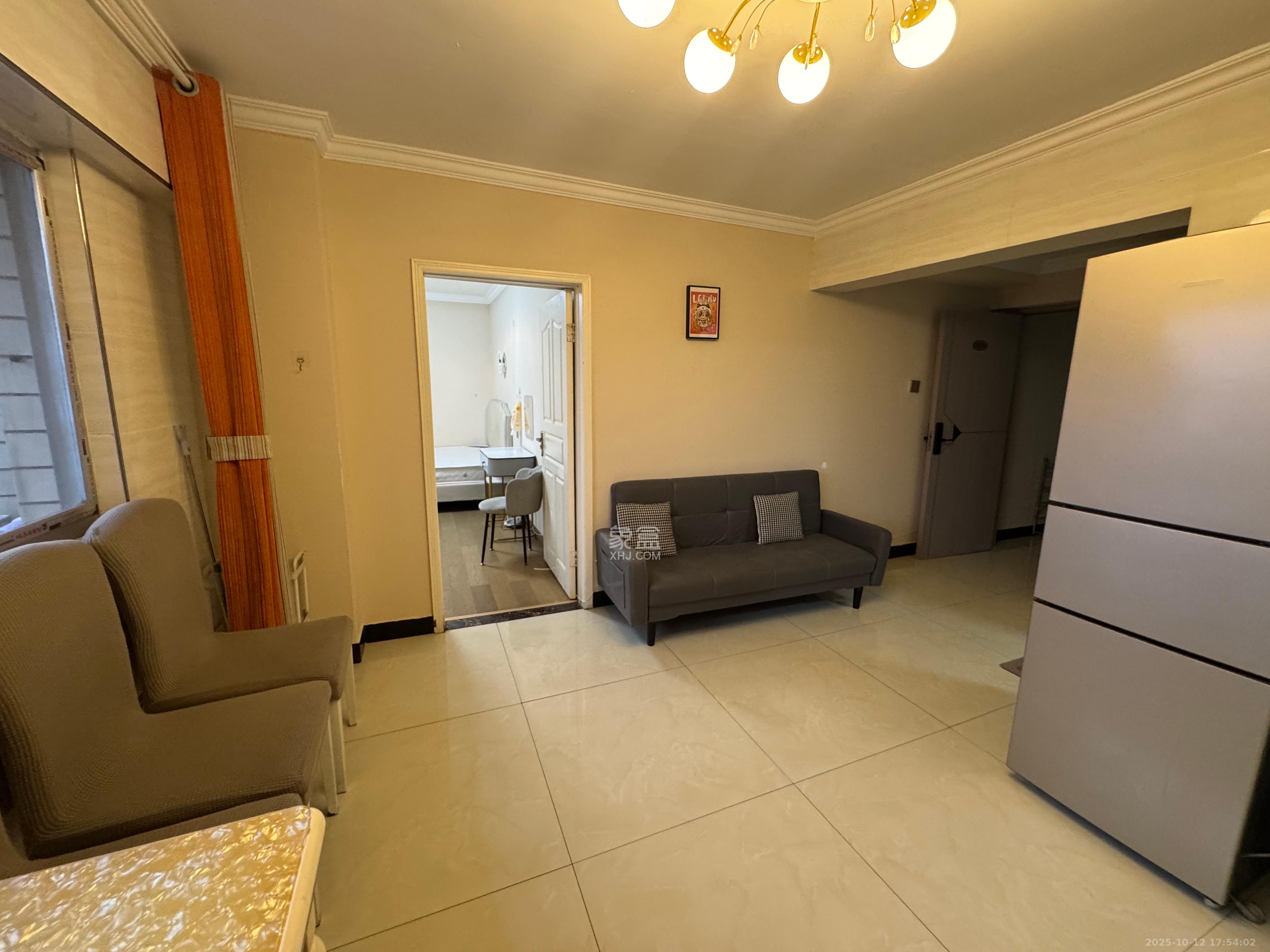 宏景名厦  1室2厅1卫    2180.0元/月室内图