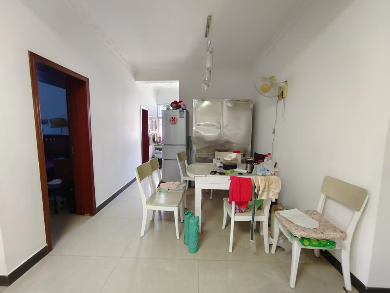 天台小区 3室2厅1卫 24.8万 天台小区 3室2厅1卫 24.8万室内图