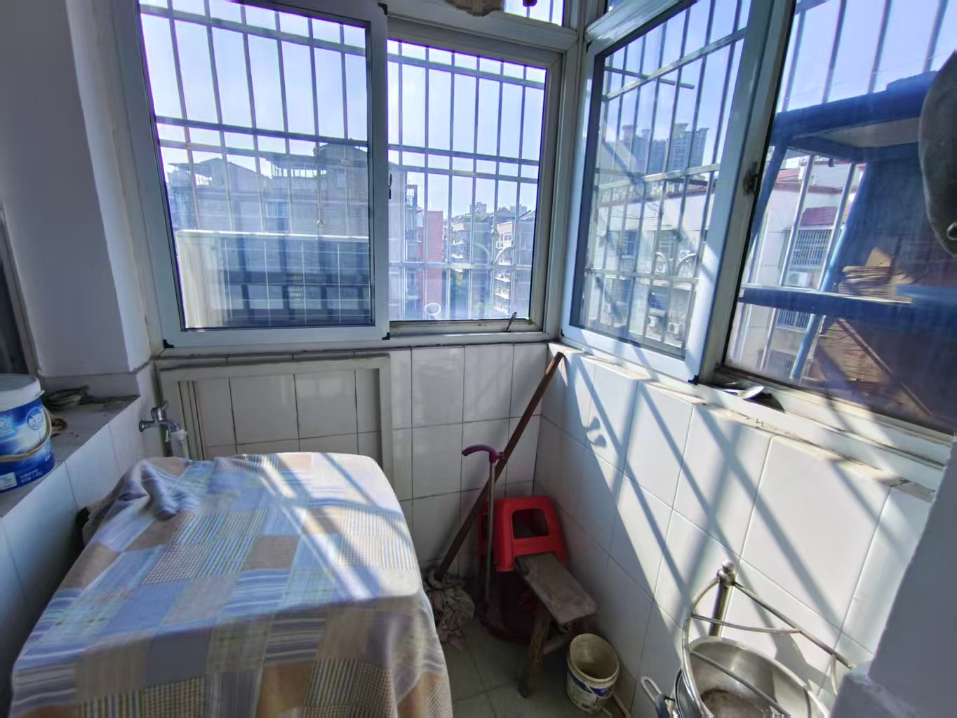 天台小区 3室2厅1卫 24.8万 天台小区 3室2厅1卫 24.8万室内图