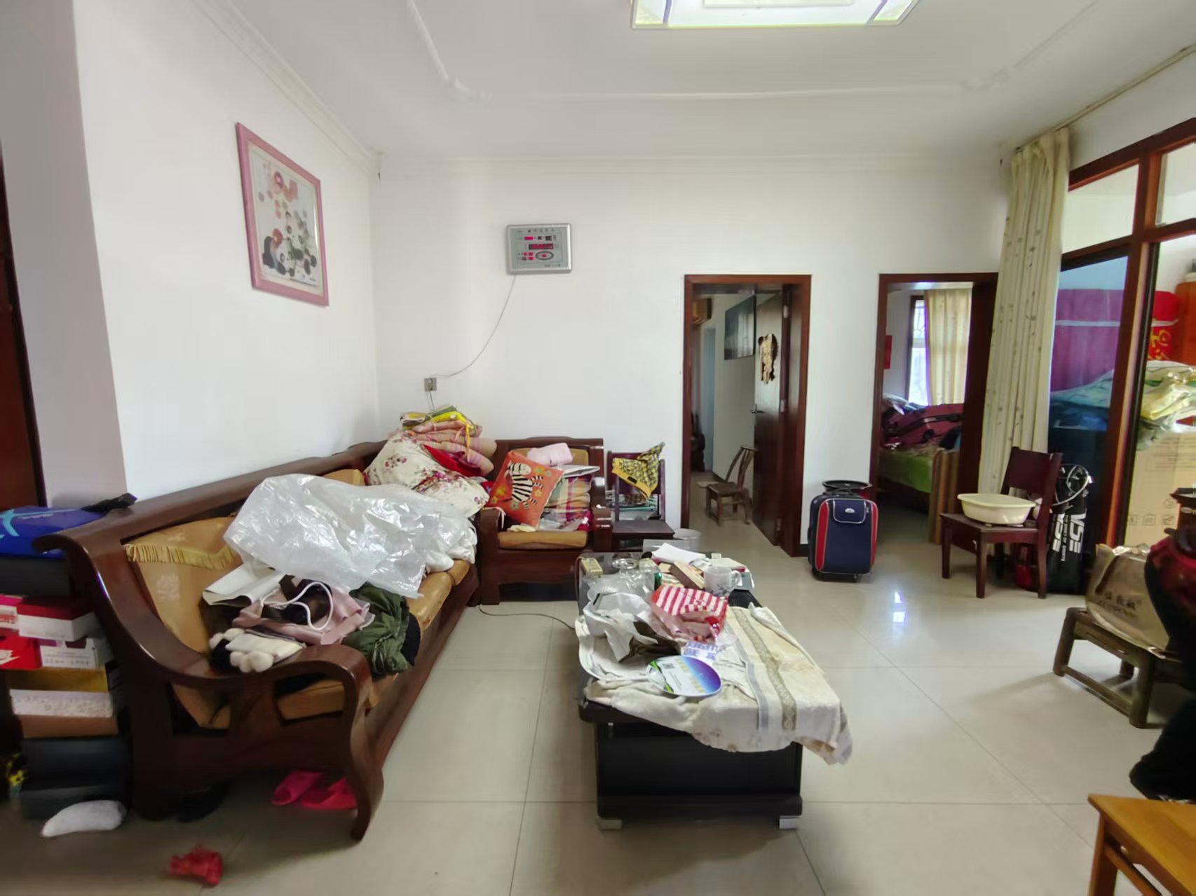 天台小区 3室2厅1卫 24.8万 天台小区 3室2厅1卫 24.8万室内图