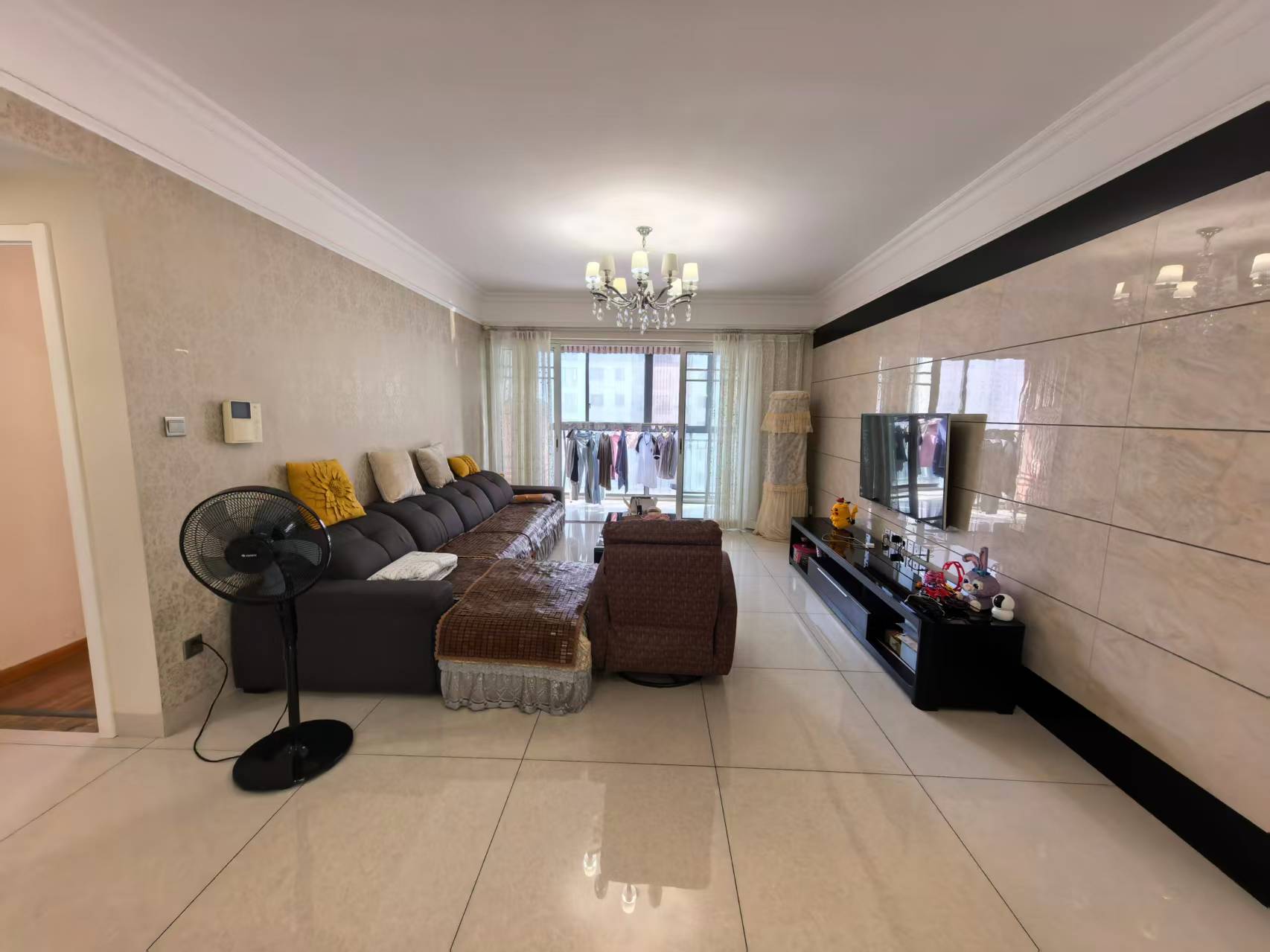 湘江名都 3室2厅2卫 70.0万 湘江名都 3室2厅2卫 70.0万室内图