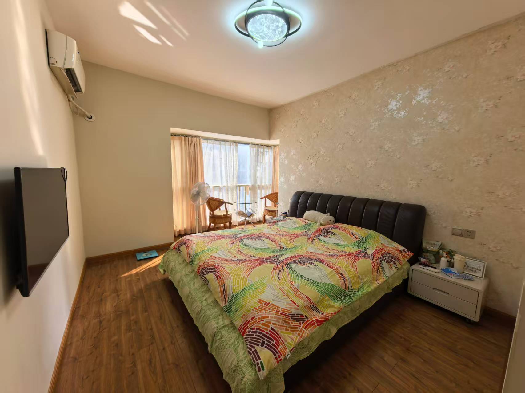 湘江名都  3室2厅2卫    70.0万室内图