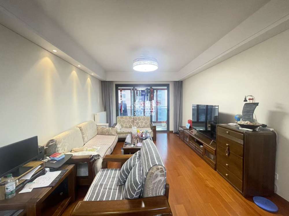 晋合湘水湾四期  4室2厅2卫    118.0万