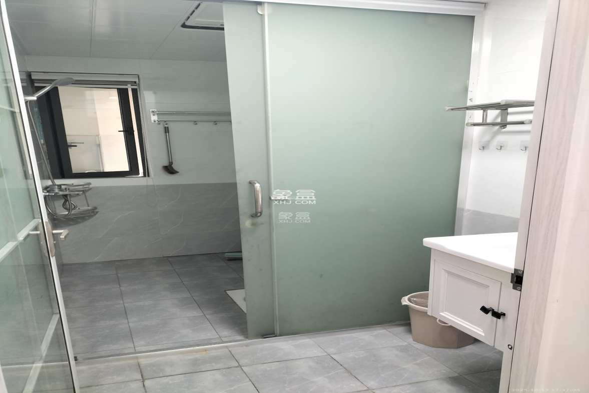 山水梅溪雅郡  3室2厅1卫    2400.0元/月 山水梅溪雅郡  3室2厅1卫    2400.0元/月室内图