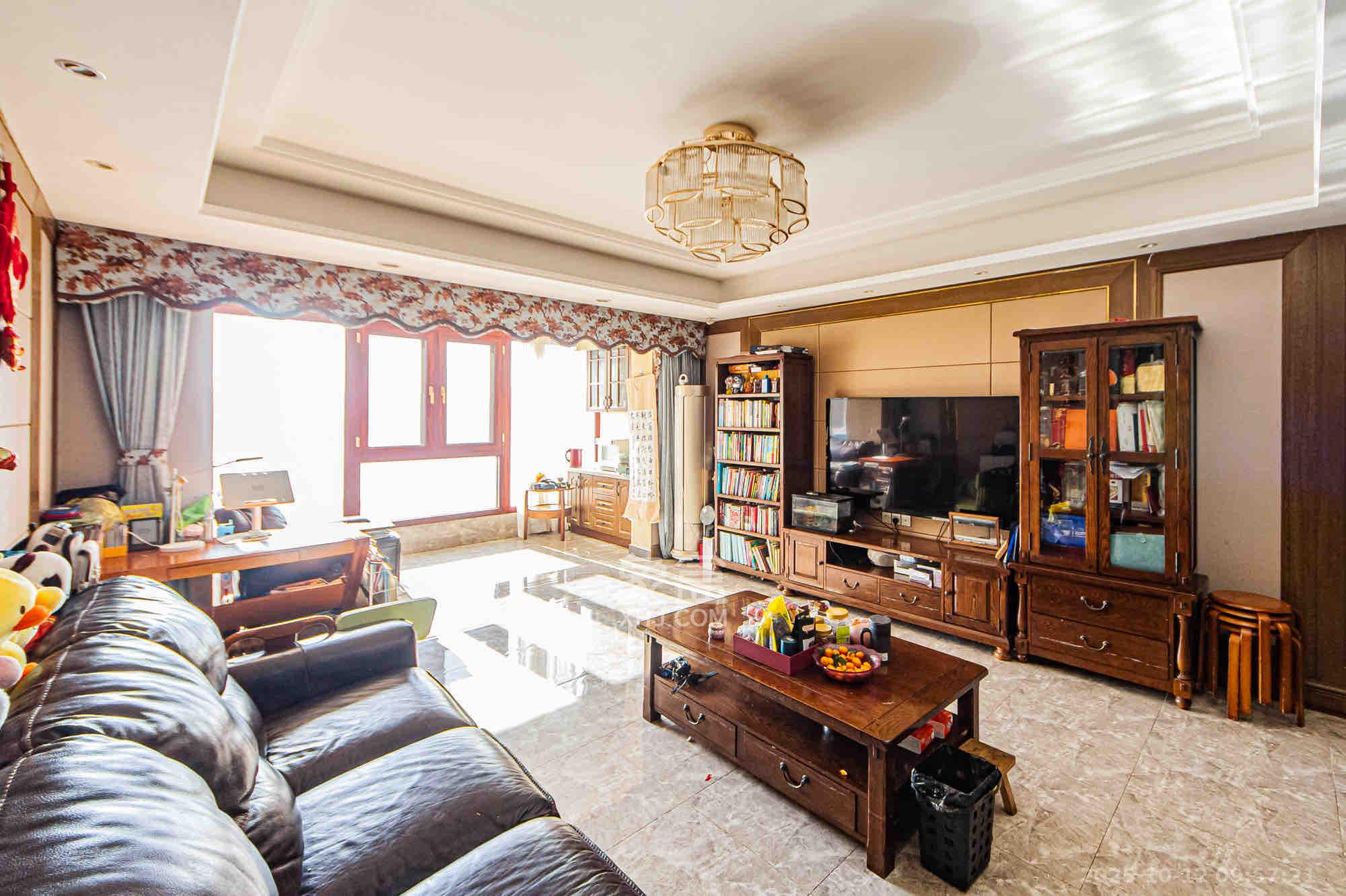 恒大御景半岛湘江苑（恒大御景半岛一期）  1室1厅1卫    5000.0元/月室内图