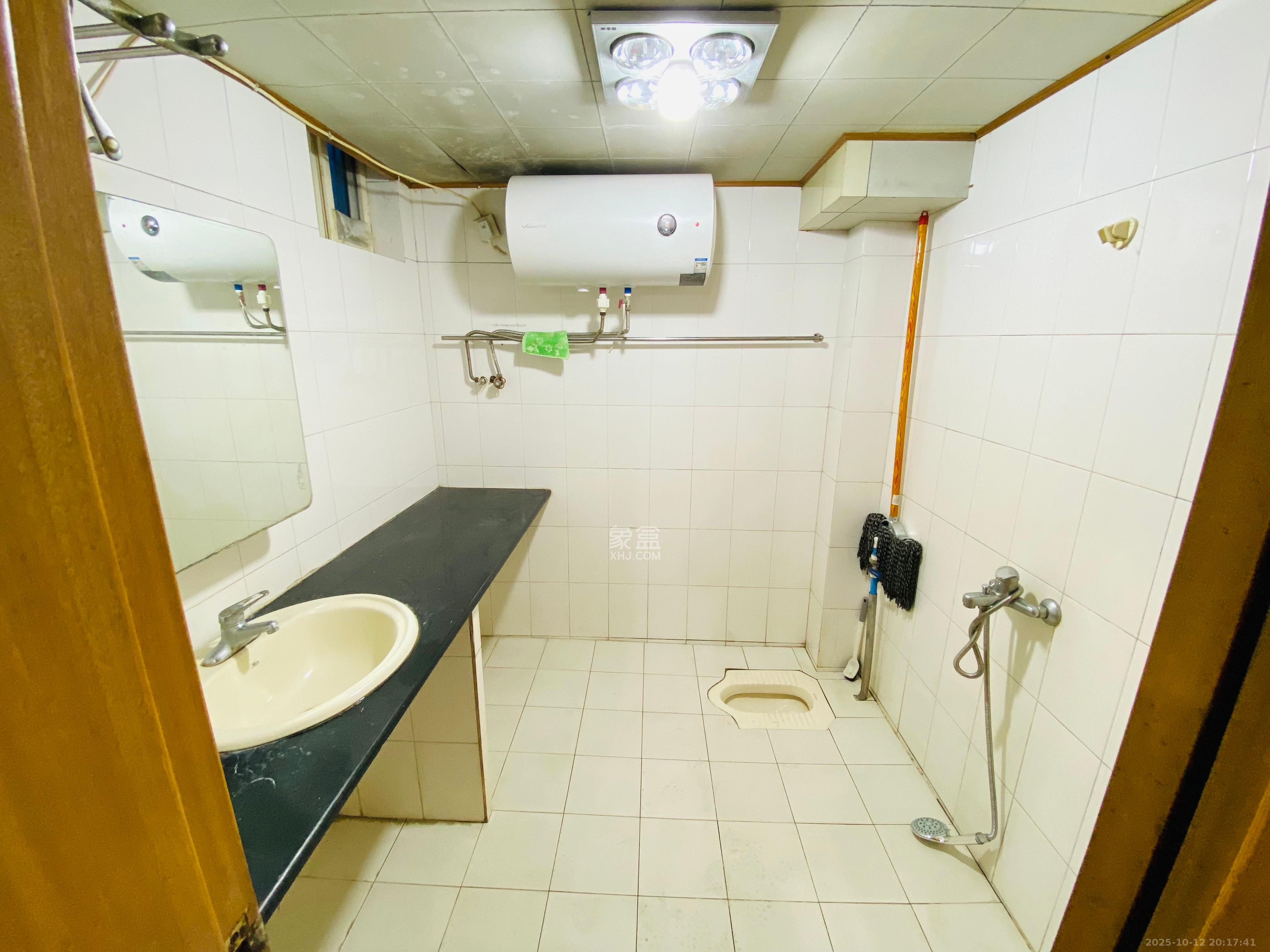 楚湘公寓  2室1厅1卫    1900.0元/月室内图