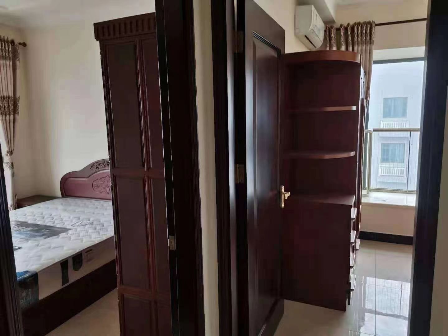 恒大海口文化旅游城 3室2厅1卫 2200.0元/月 恒大海口文化旅游城 3室2厅1卫 2200.0元/月室内图