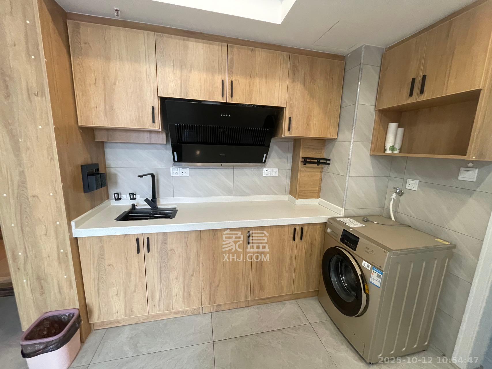 复地星光天地 1室0厅0卫 1900.0元/月 复地星光天地 1室0厅0卫 1900.0元/月室内图