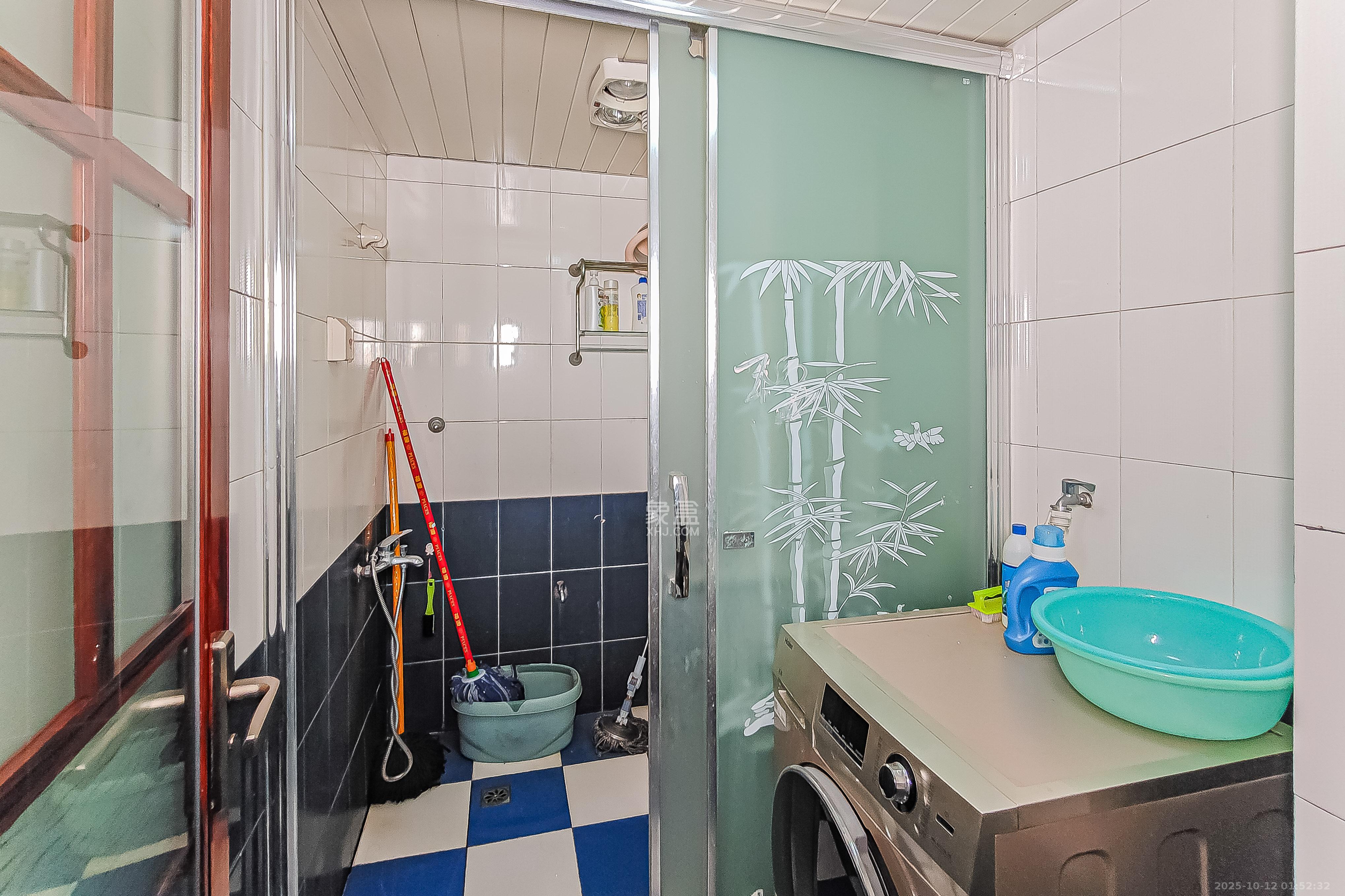 华盛家园  3室2厅1卫    85.0万卫生间