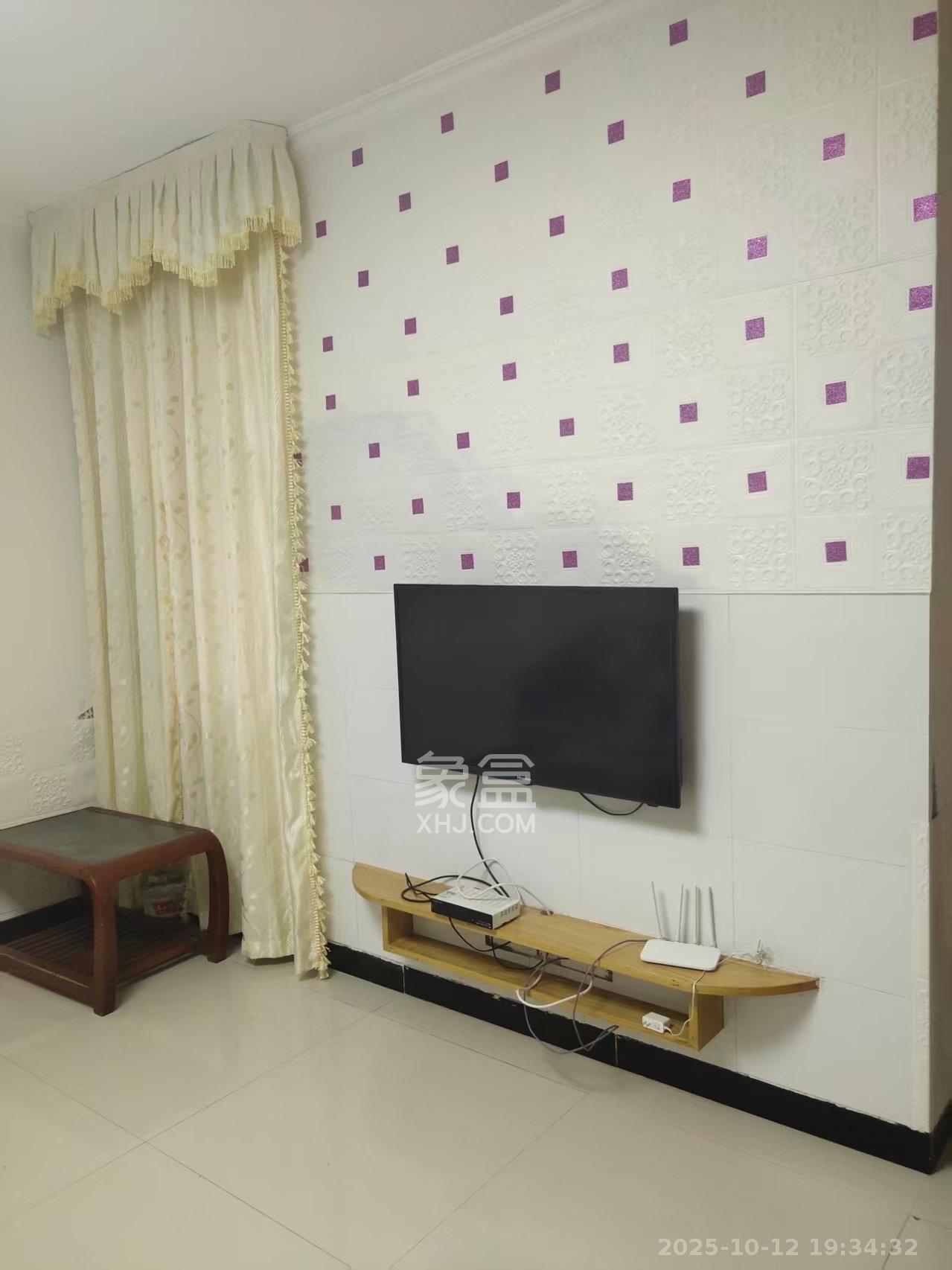 茶山馨苑 2室2厅1卫 1800.0元/月 茶山馨苑 2室2厅1卫 1800.0元/月室内图