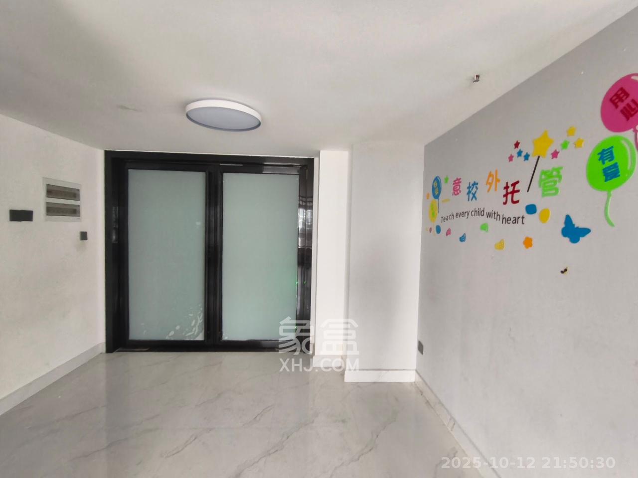 卡地亚公寓  1室1厅1卫    4800.0元/月 卡地亚公寓  1室1厅1卫    4800.0元/月室内图