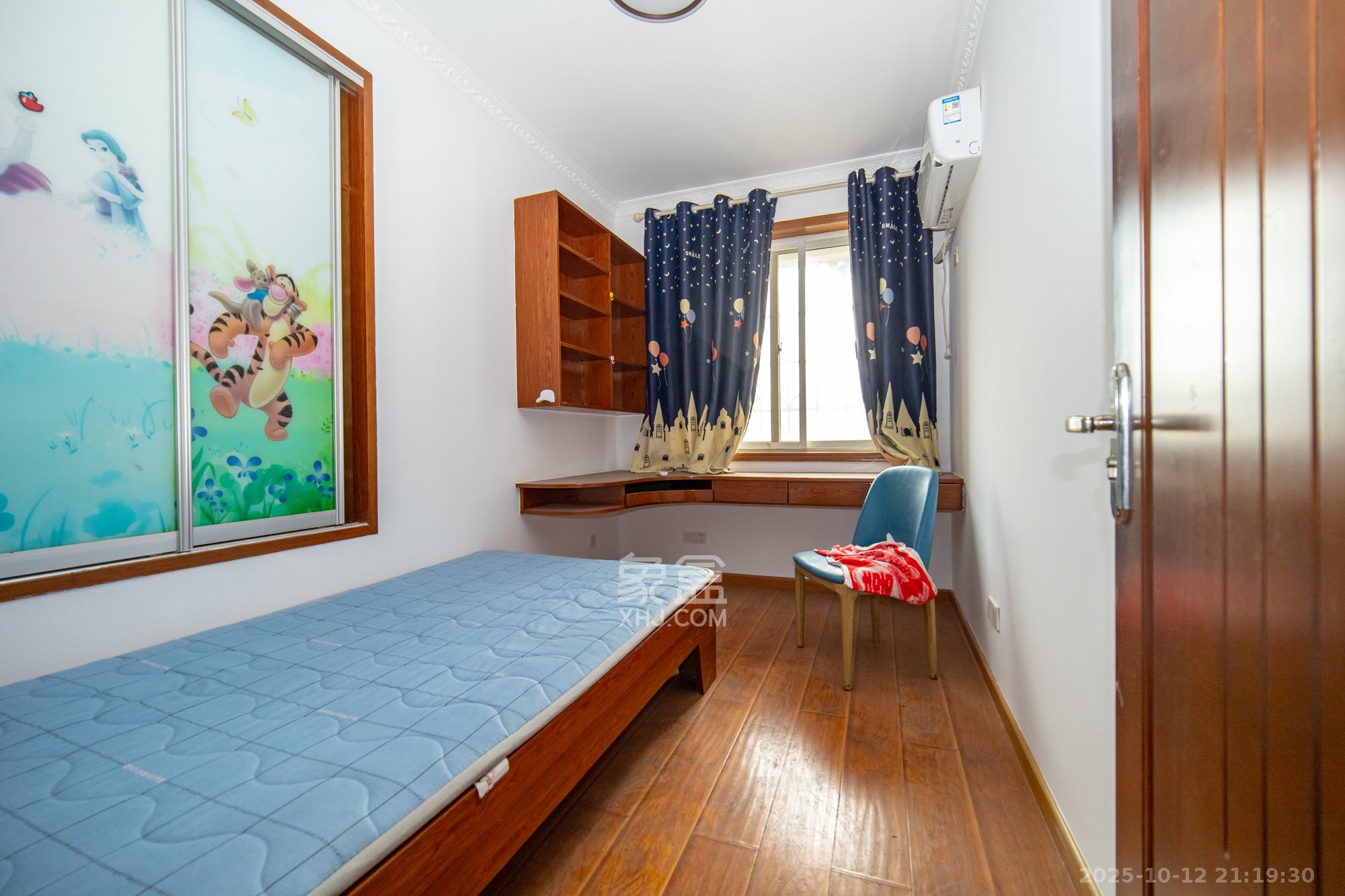 筑梦园 4室2厅2卫 103.0万 筑梦园 4室2厅2卫 103.0万卧室