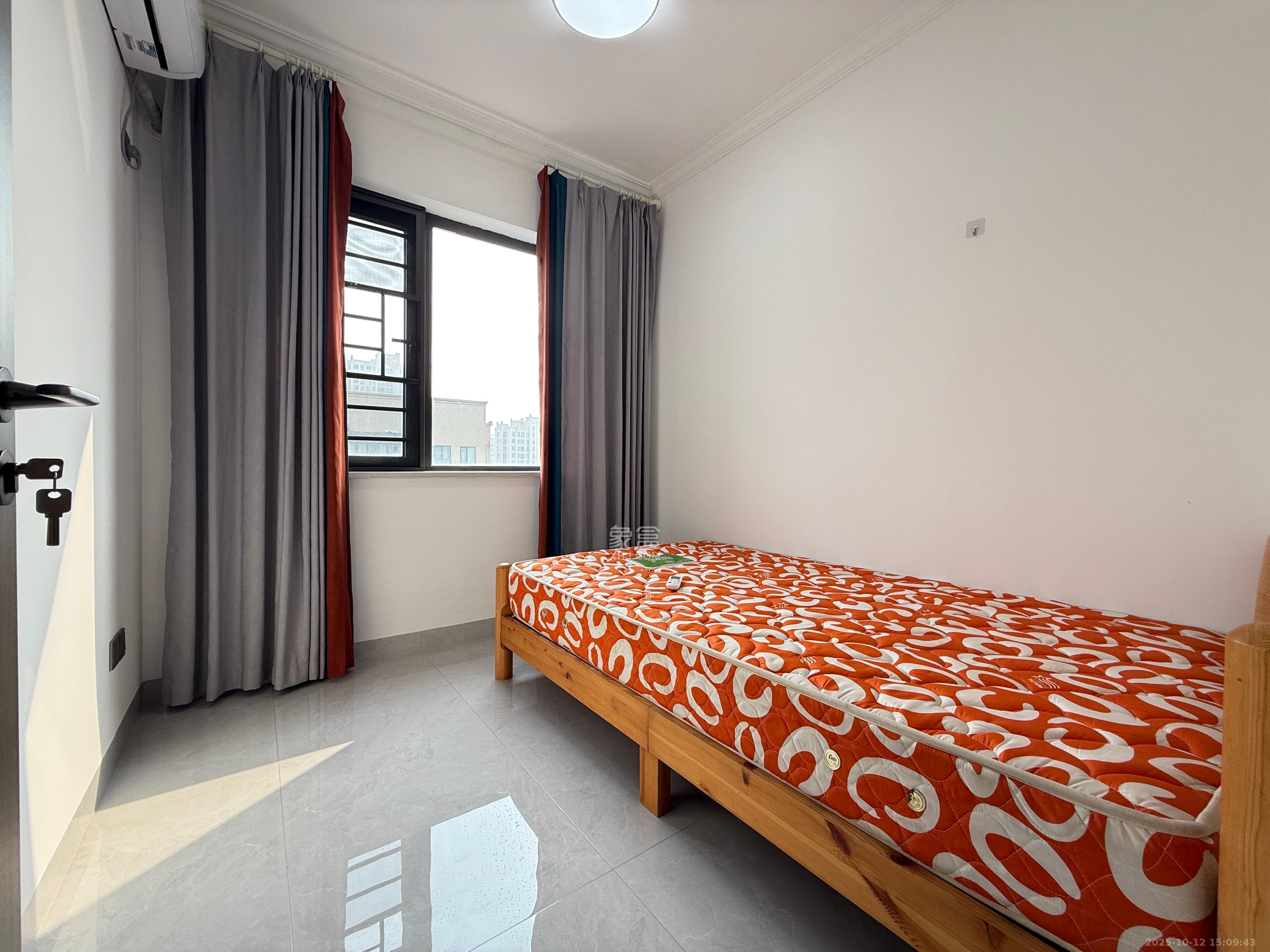 勤诚达境界城  3室2厅1卫    2200.0元/月 勤诚达境界城  3室2厅1卫    2200.0元/月室内图