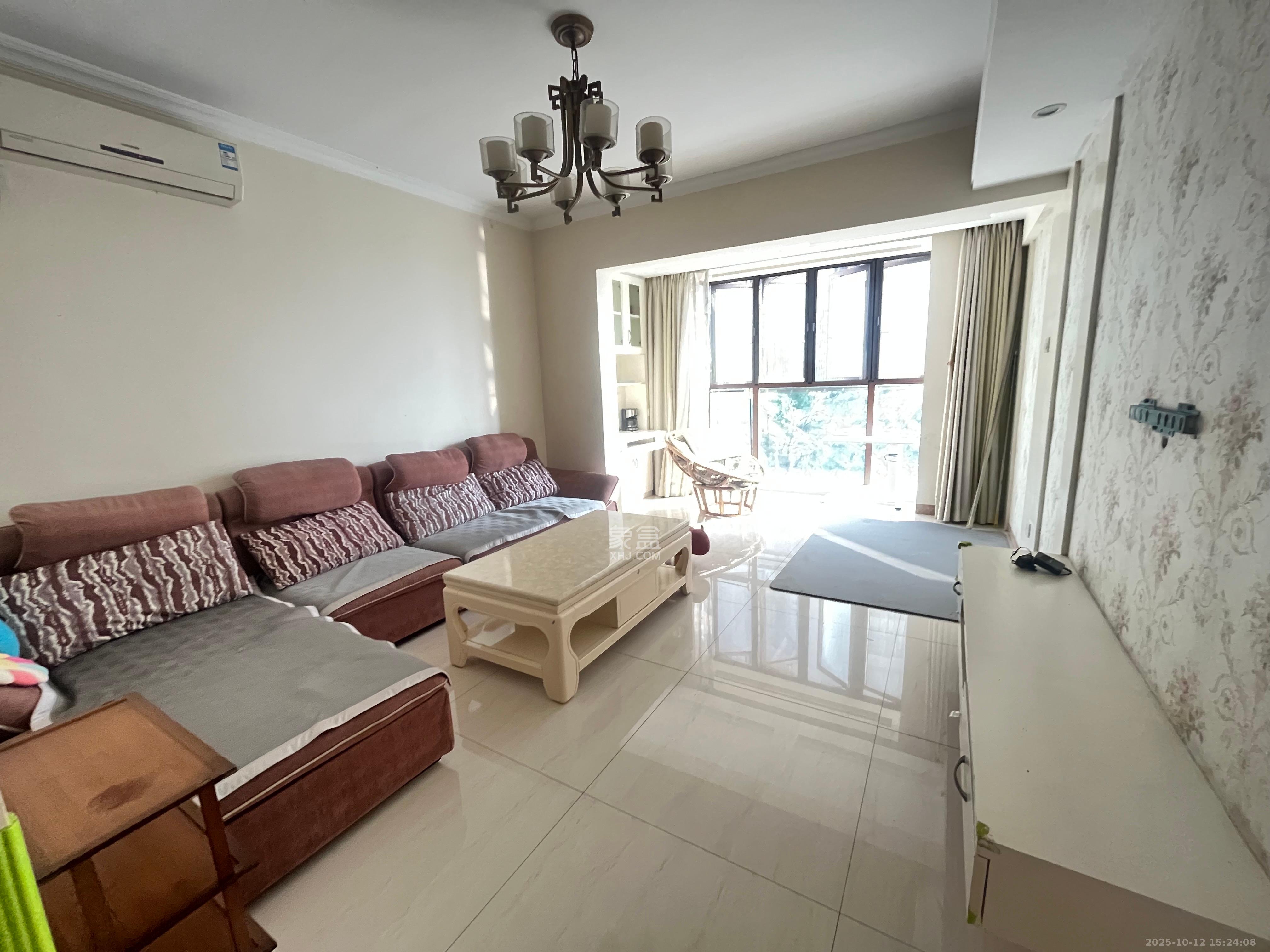 高信向日葵  2室2厅1卫    2700.0元/月 高信向日葵  2室2厅1卫    2700.0元/月