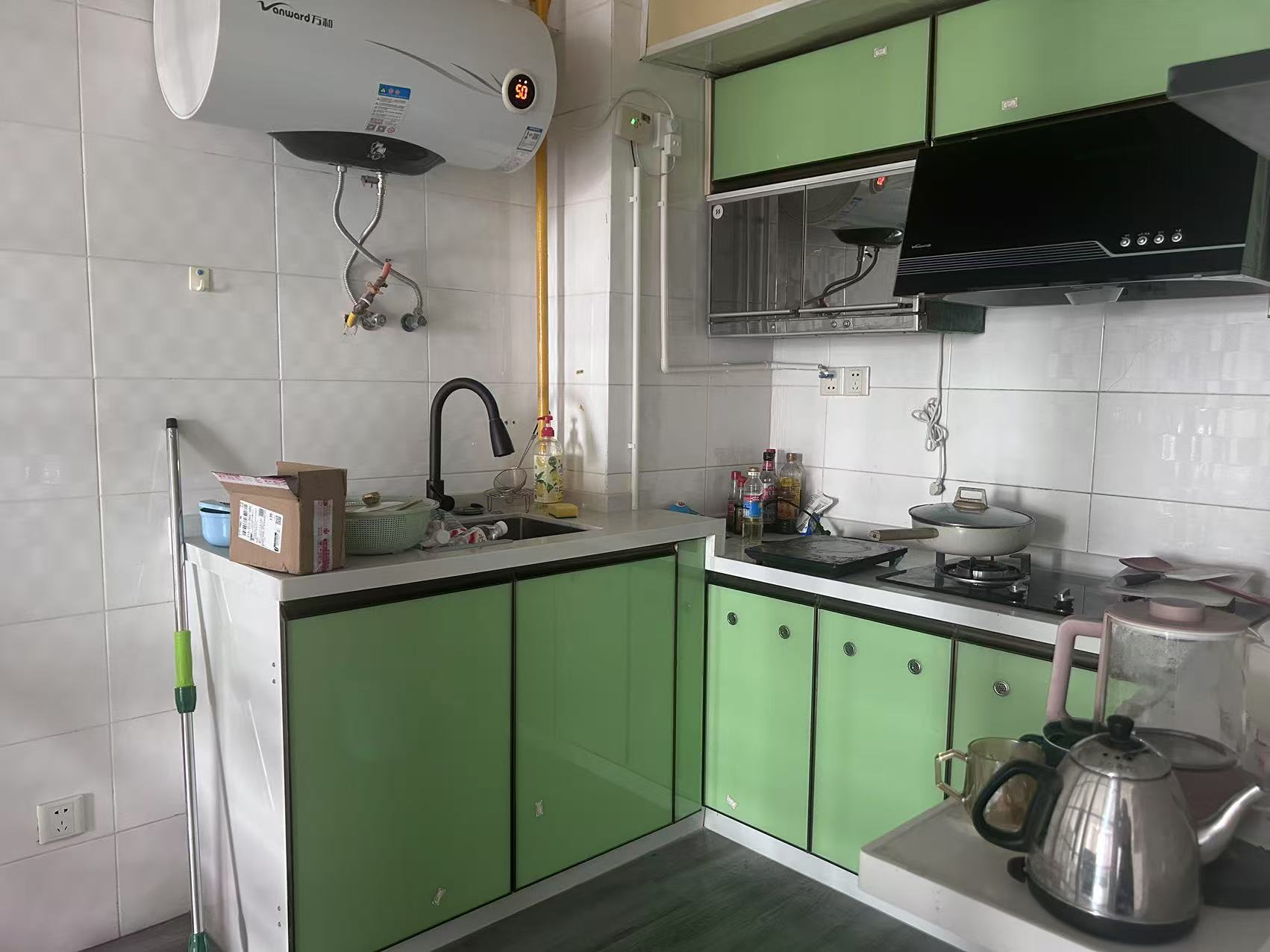 蓝天丽城  3室2厅1卫    99.0万